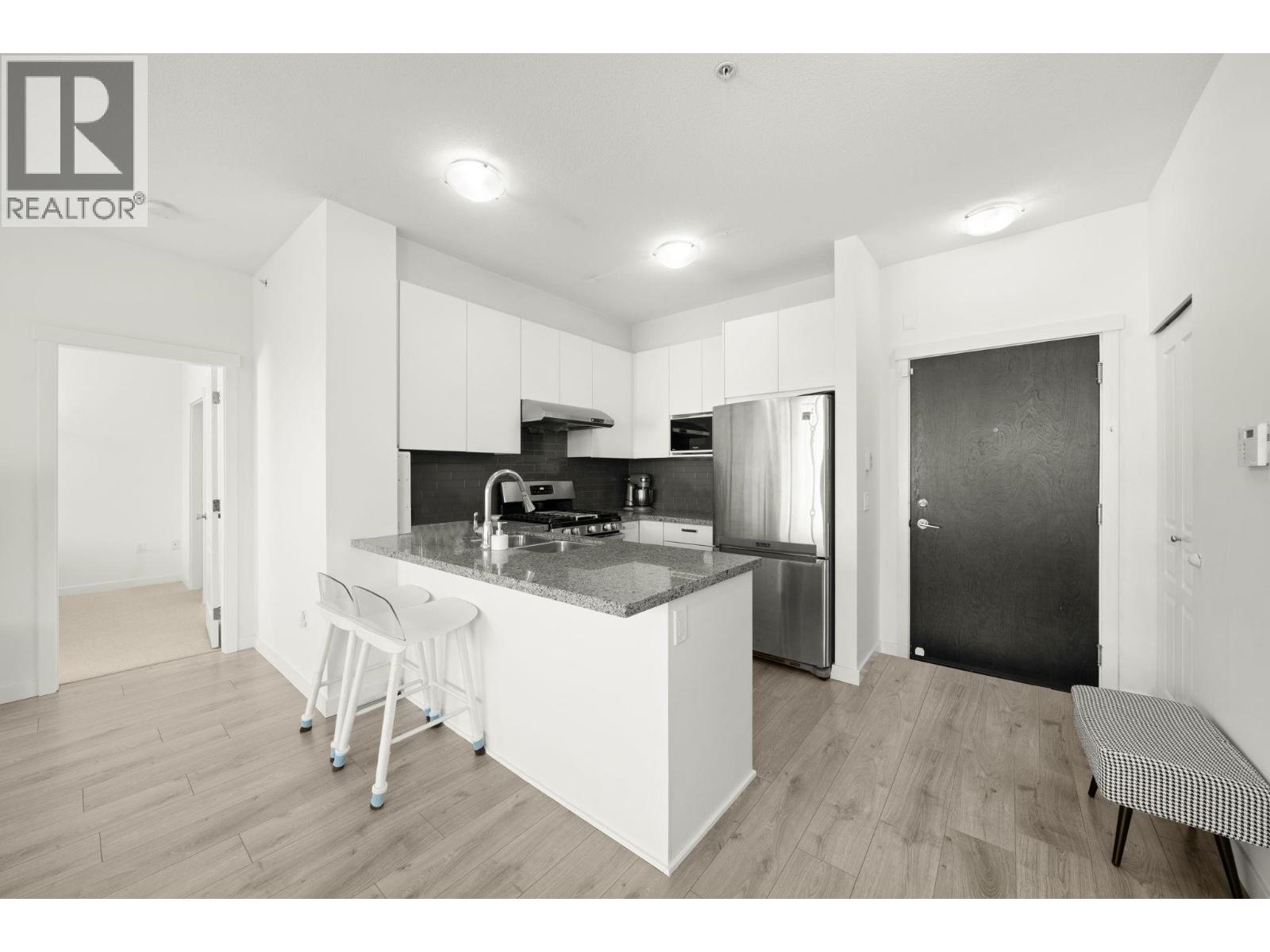 438 9388 Mckim Way, Richmond, British Columbia  V6X 0J7 - Photo 6 - R3045936