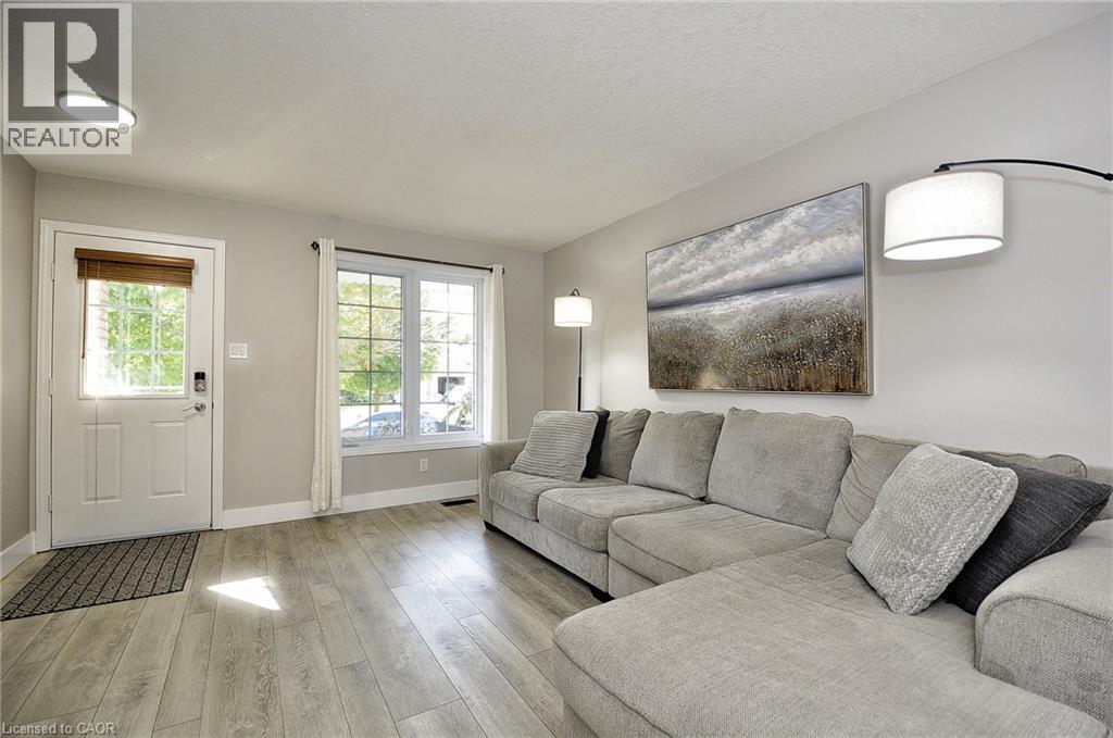209b Inverhuron Crescent, Waterloo, Ontario  N2V 2H7 - Photo 7 - 40764271