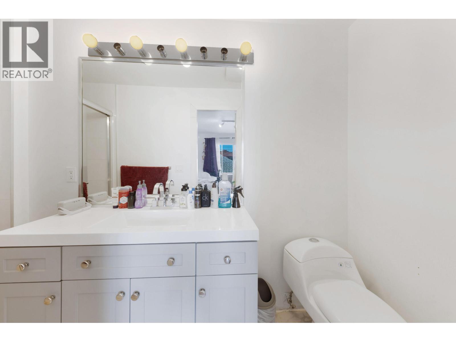 6777 Kerr Street, Vancouver, British Columbia  V5S 3C7 - Photo 11 - R3045895