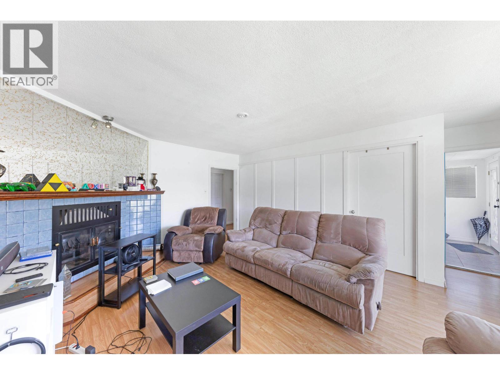 6777 Kerr Street, Vancouver, British Columbia  V5S 3C7 - Photo 5 - R3045895