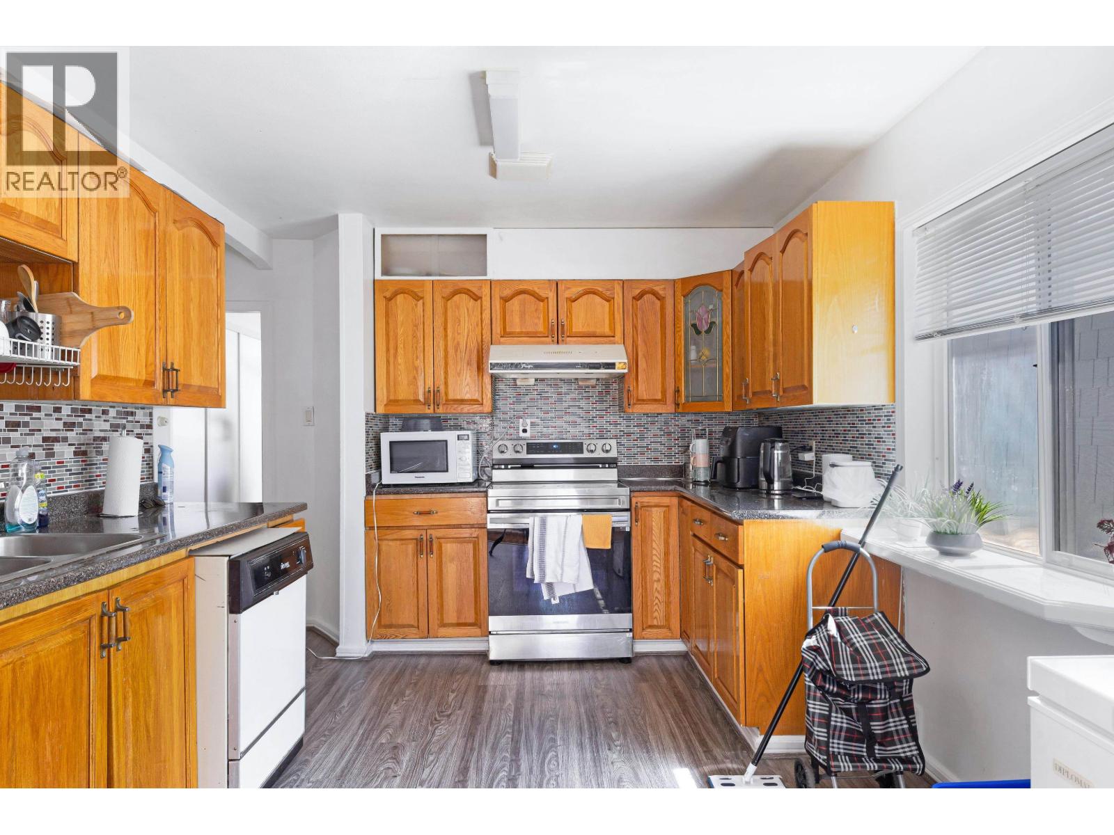6777 Kerr Street, Vancouver, British Columbia  V5S 3C7 - Photo 8 - R3045895