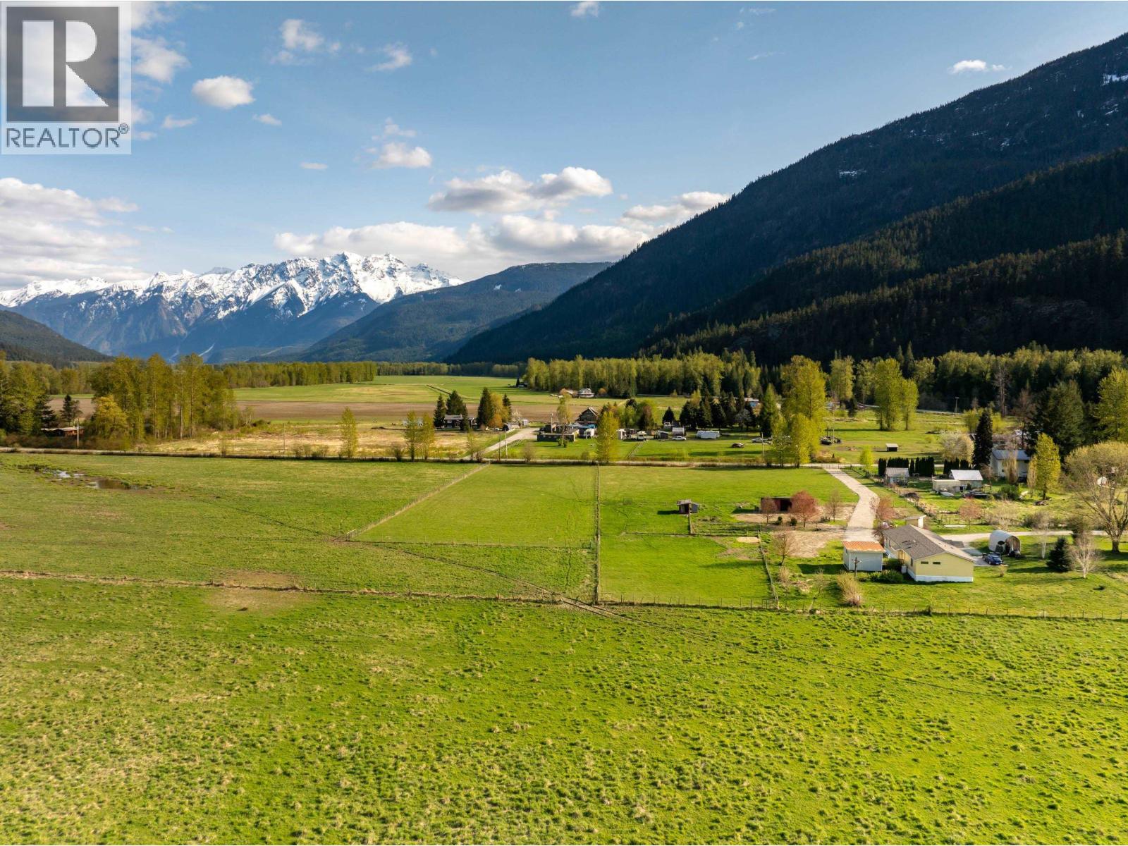 899 ERICKSON ROAD, Pemberton, British Columbia