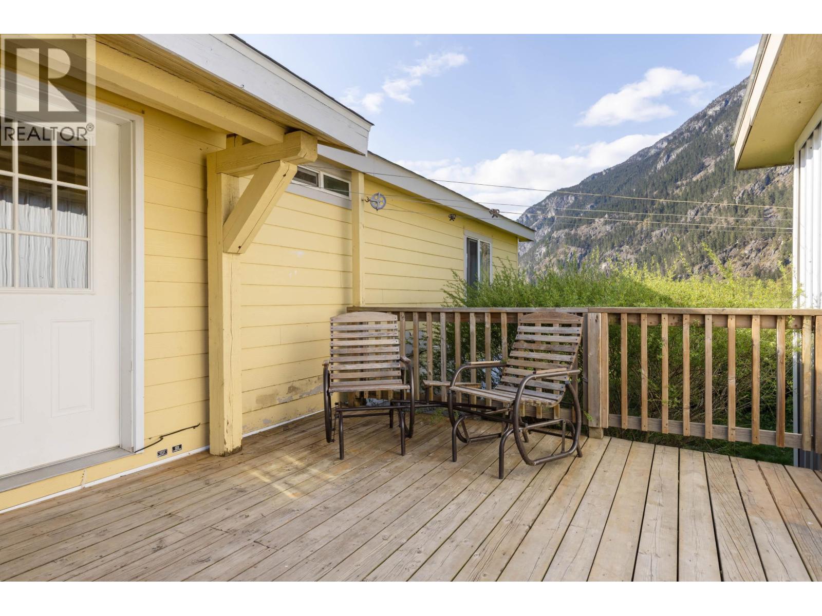 899 Erickson Road, Pemberton, British Columbia  V0N 2L2 - Photo 25 - R3045933