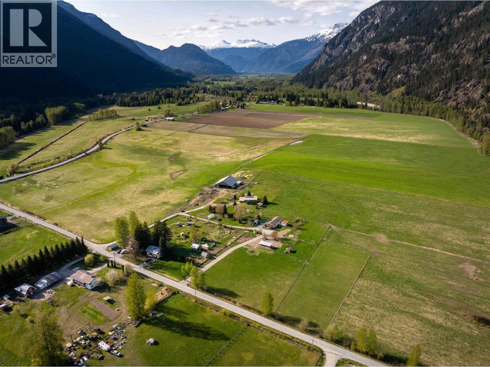 899 Erickson Road, Pemberton, British Columbia  V0N 2L2 - Photo 34 - R3045933