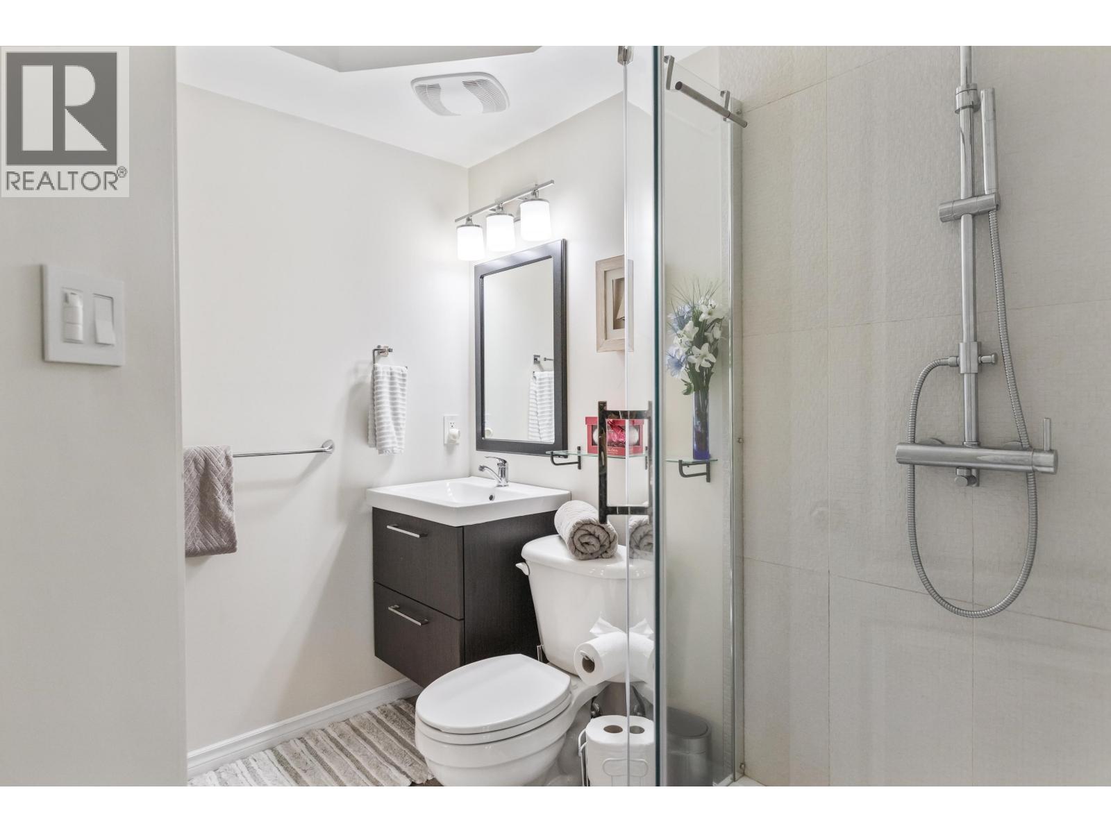 2024 Leggatt Place, Port Coquitlam, British Columbia  V3C 5V9 - Photo 29 - R3045938