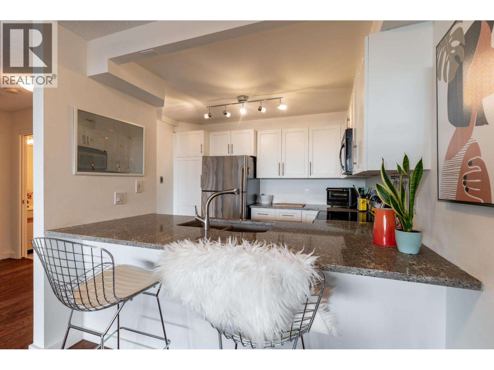 905 1065 Quayside Drive, New Westminster, British Columbia  V3M 1C5 - Photo 11 - R3045696