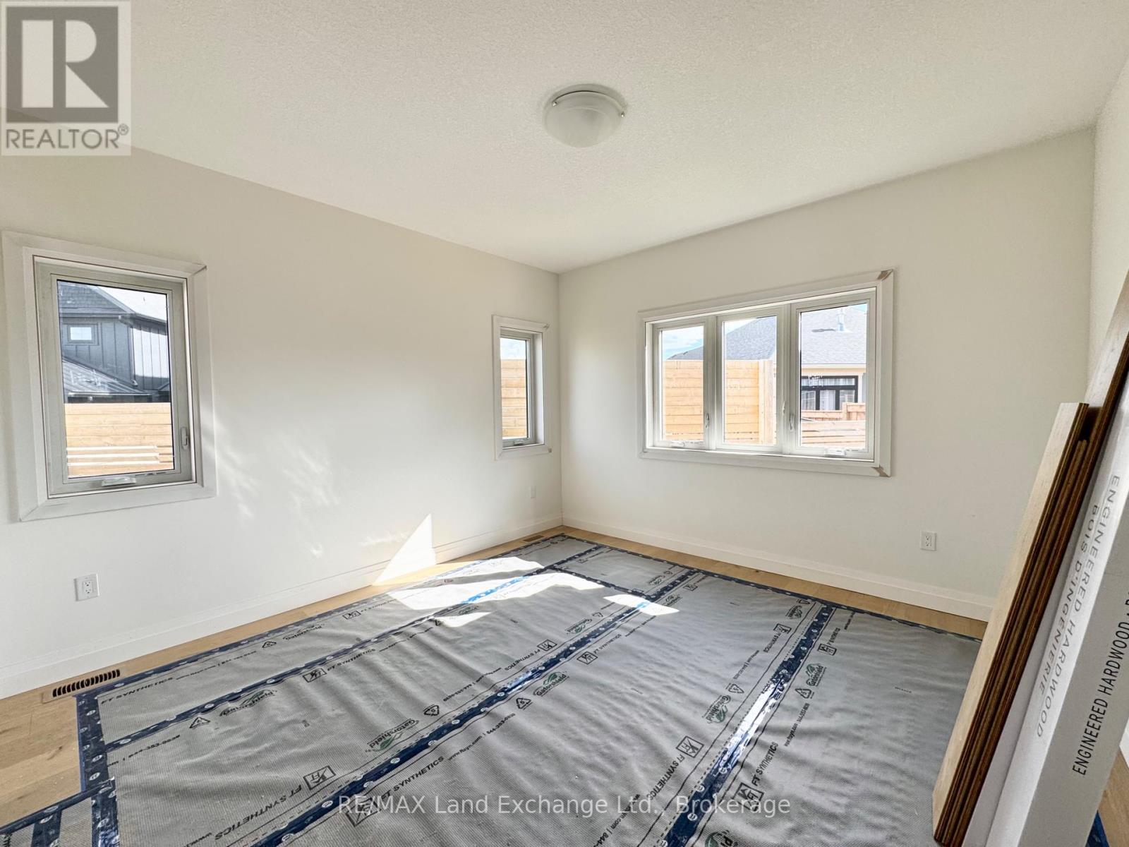 151 Westlinks Drive, Saugeen Shores, Ontario  N0H 2C3 - Photo 8 - X10846738