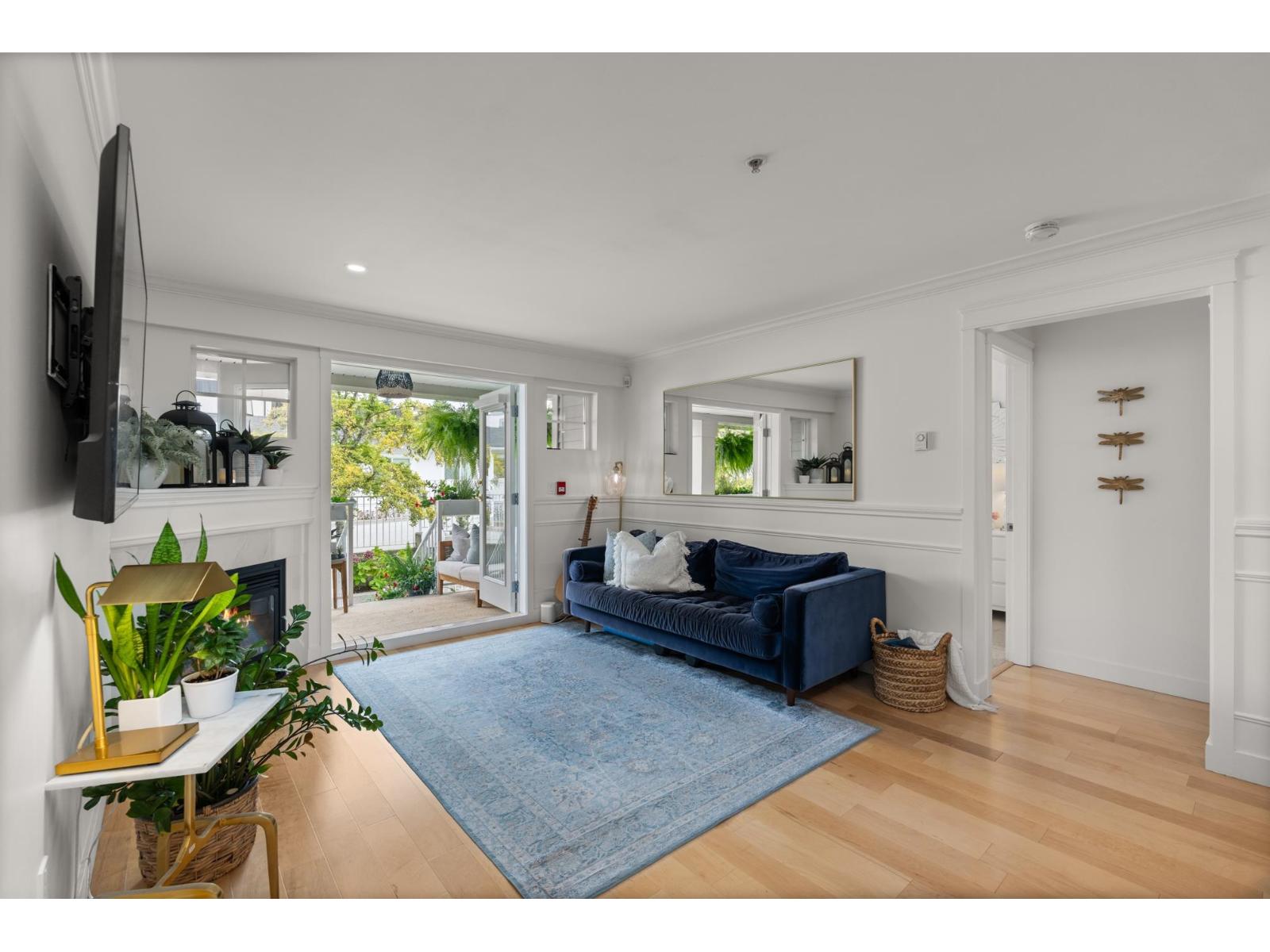 203 15621 Marine Drive, White Rock, British Columbia  V4B 1E1 - Photo 4 - R3045957