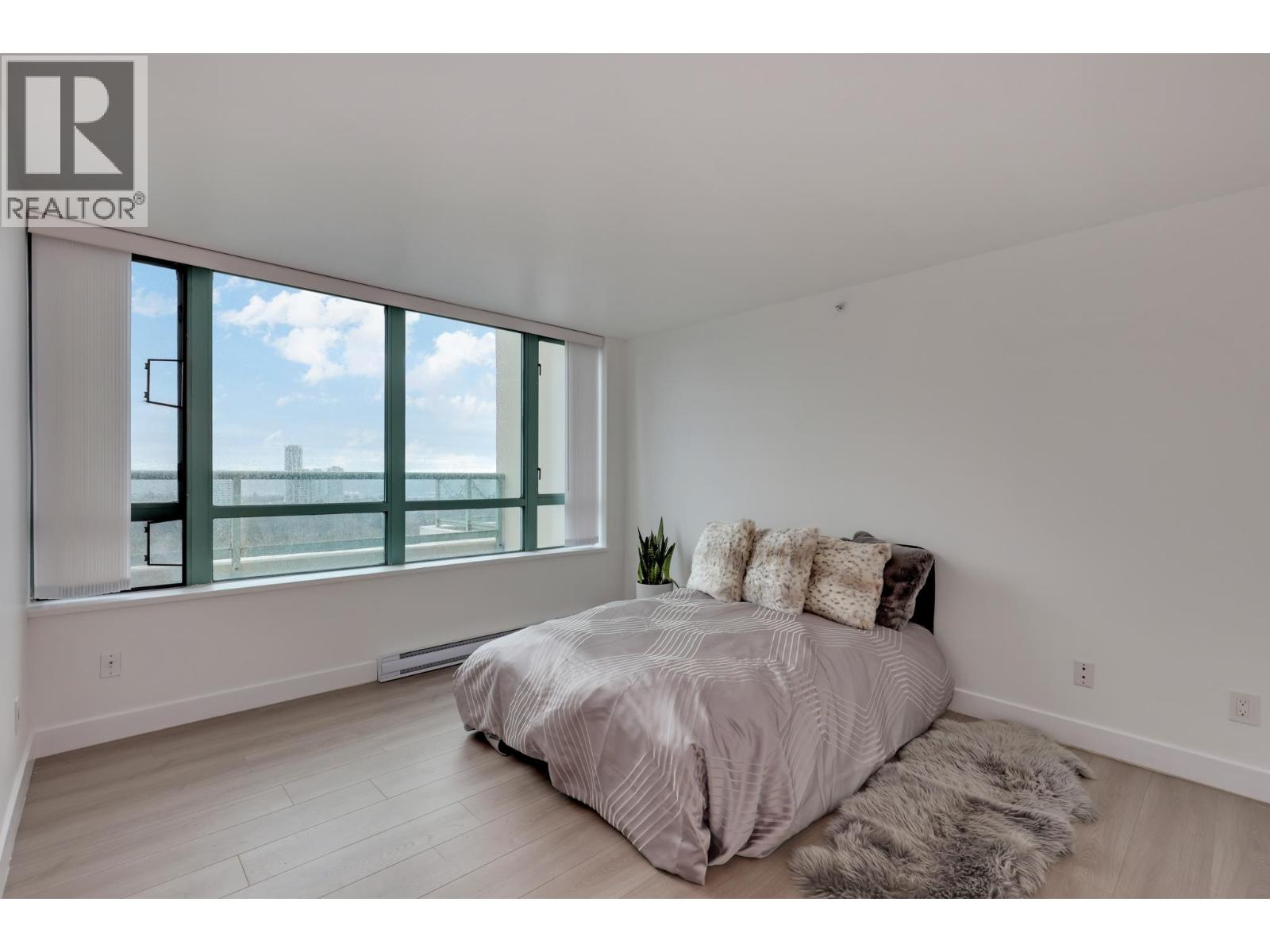 1803 6622 Southoaks Crescent, Burnaby, British Columbia  V5E 4K2 - Photo 12 - R3044790