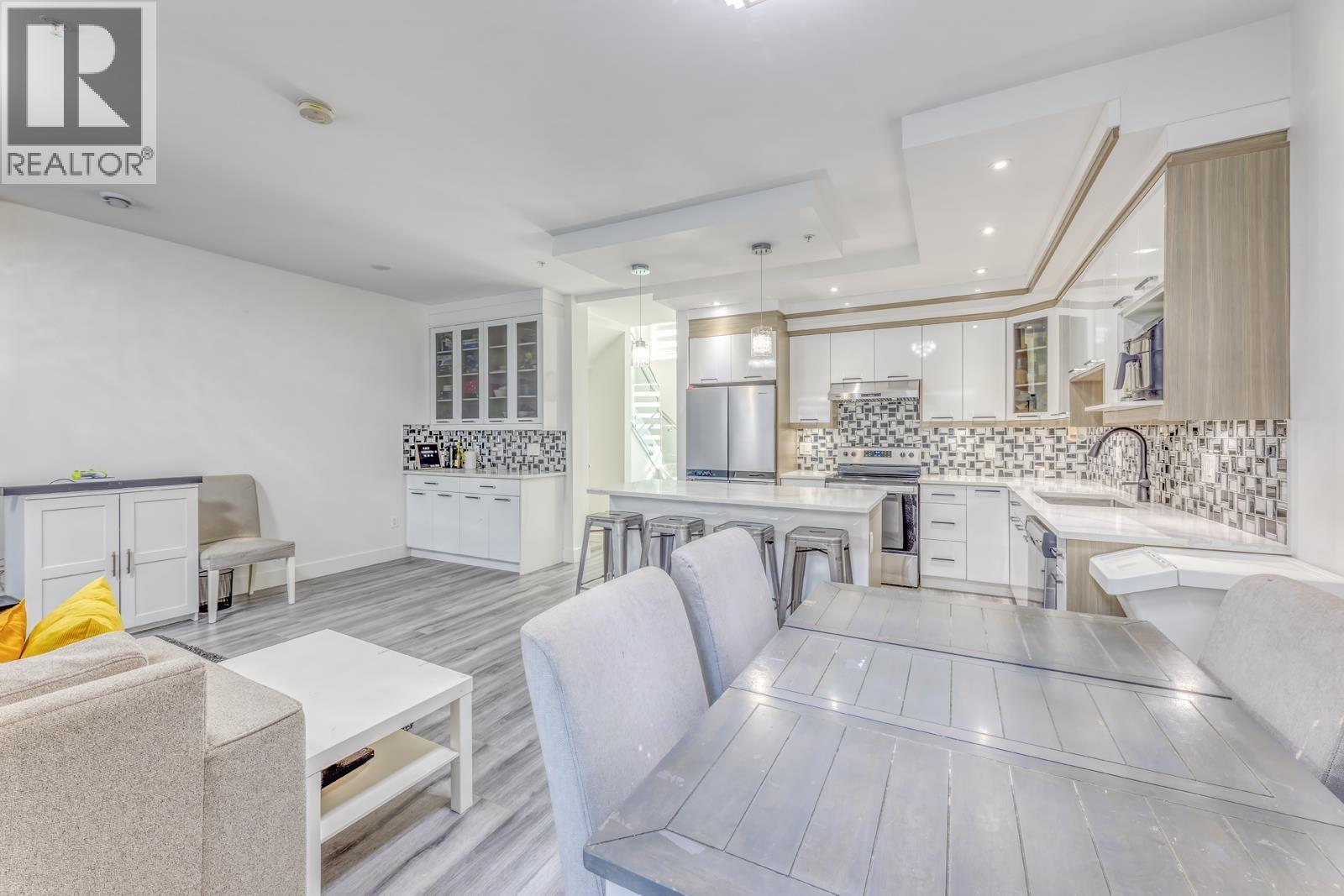 3 1526 Grant Avenue, Port Coquitlam, British Columbia  V5B 2K5 - Photo 6 - R3045877