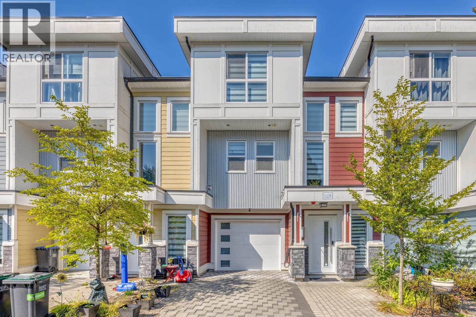 3 1526 GRANT AVENUE, Port Coquitlam, British Columbia