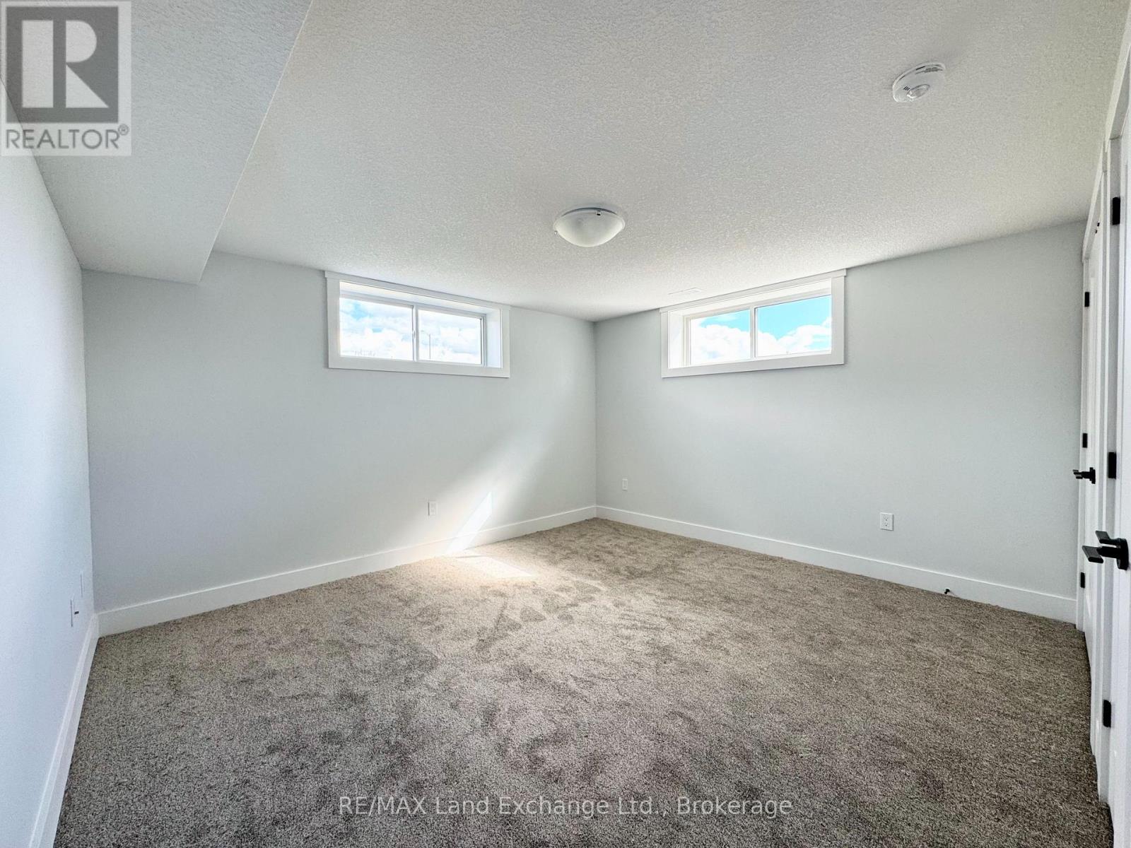 358 Ivings Drive, Saugeen Shores, Ontario  N0H 2C3 - Photo 17 - X11822776