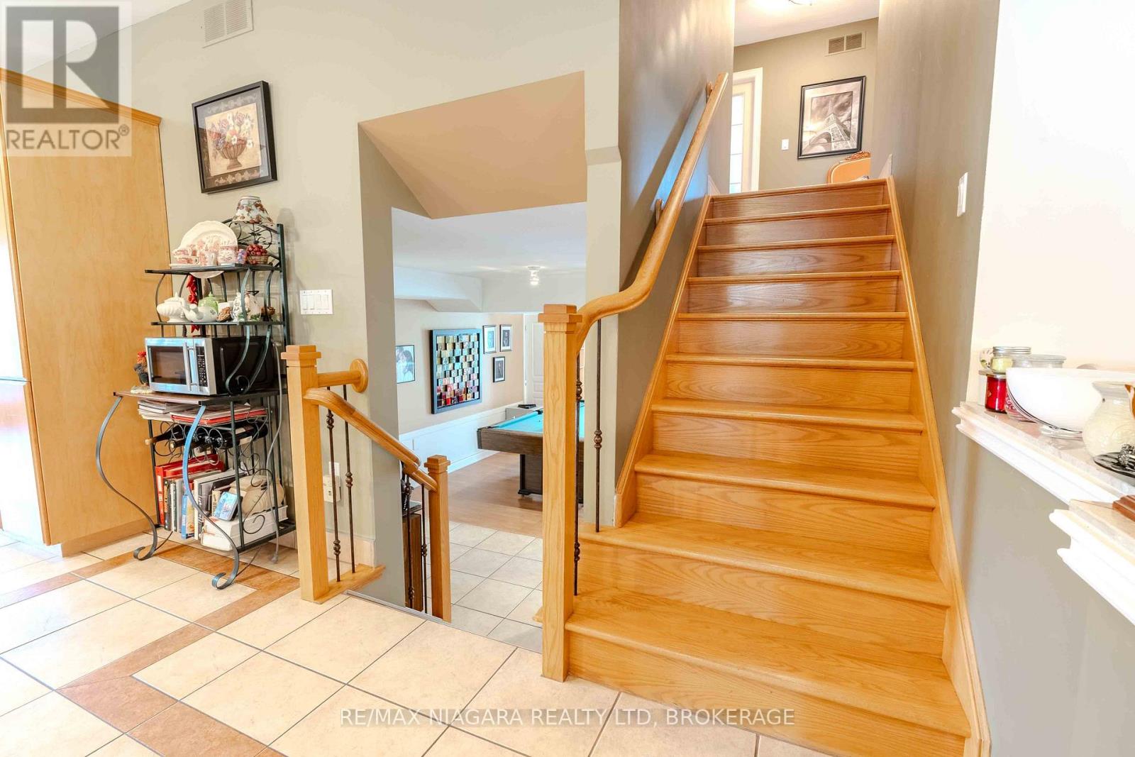 6287 Emma Street, Niagara Falls (Stamford), Ontario  L2J 4H2 - Photo 26 - X12393011