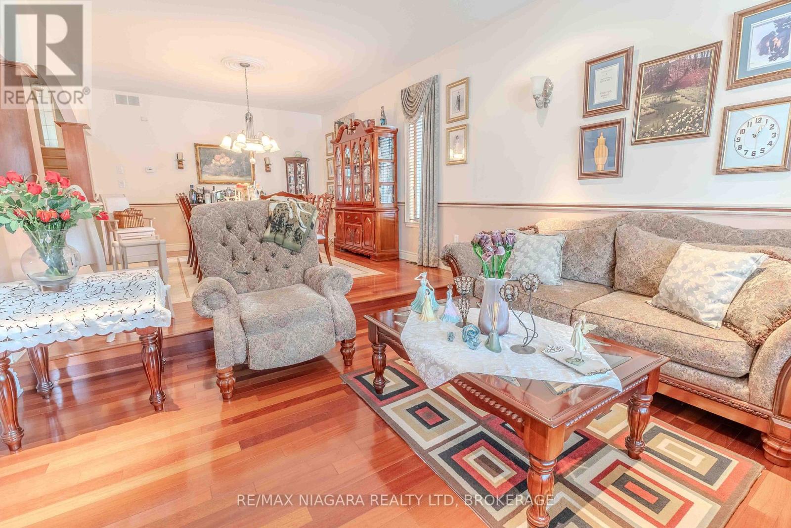 6287 Emma Street, Niagara Falls (Stamford), Ontario  L2J 4H2 - Photo 30 - X12393011