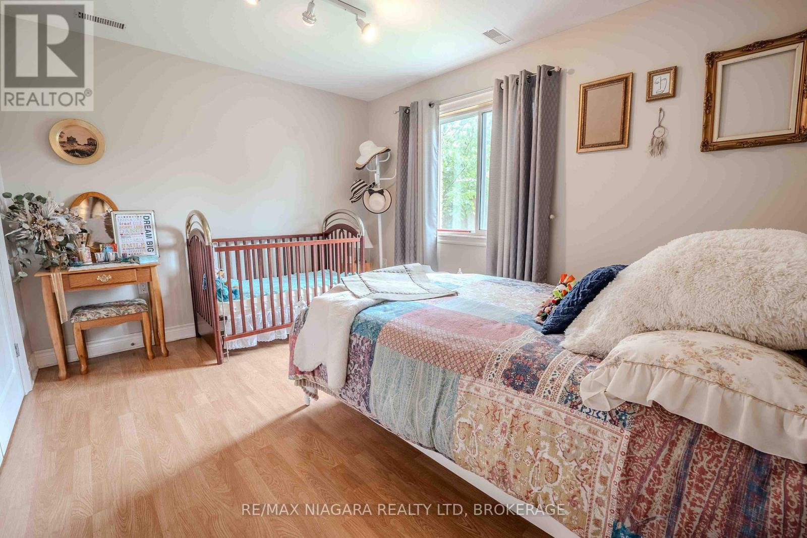 6287 Emma Street, Niagara Falls (Stamford), Ontario  L2J 4H2 - Photo 41 - X12393011