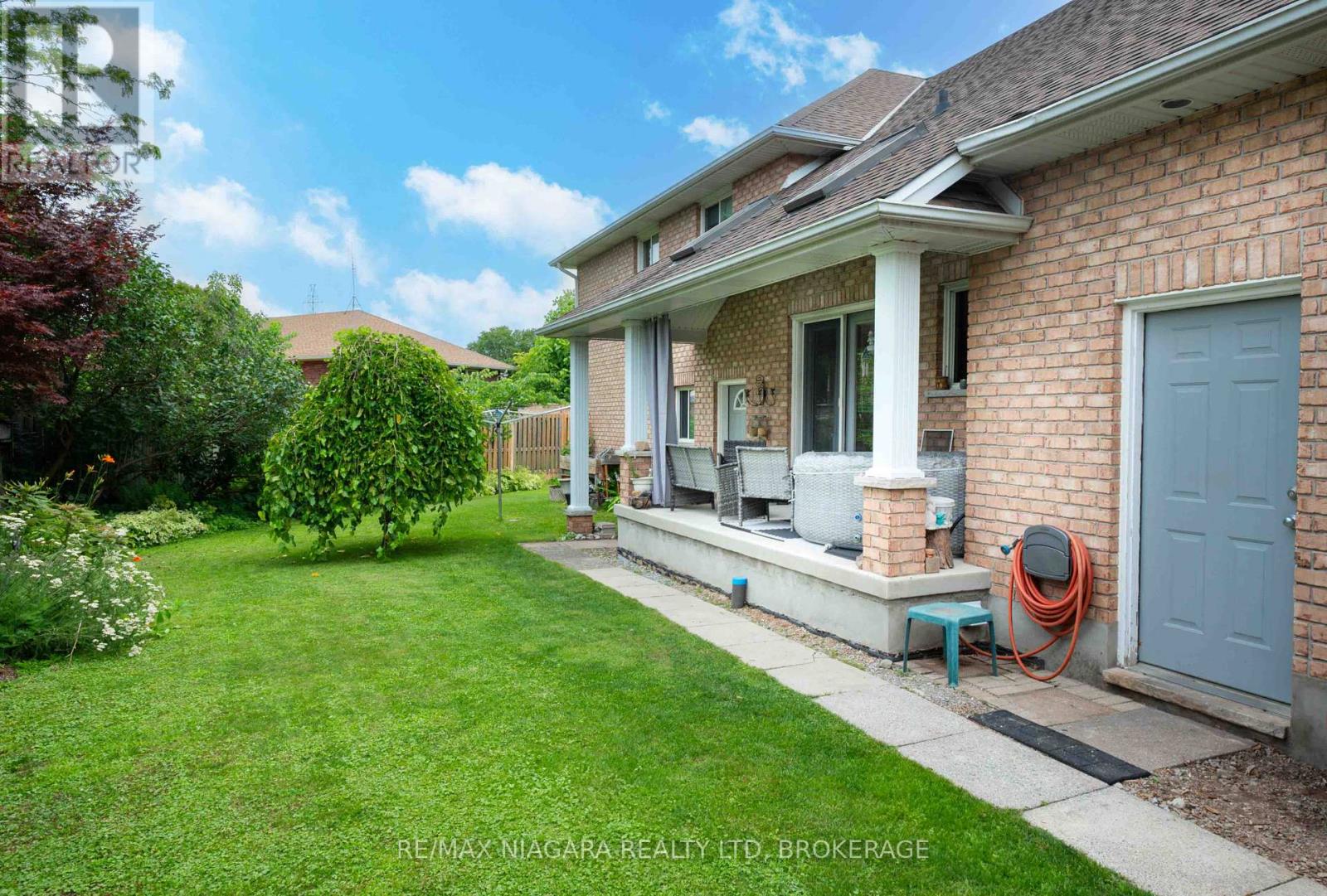6287 Emma Street, Niagara Falls (Stamford), Ontario  L2J 4H2 - Photo 44 - X12393011