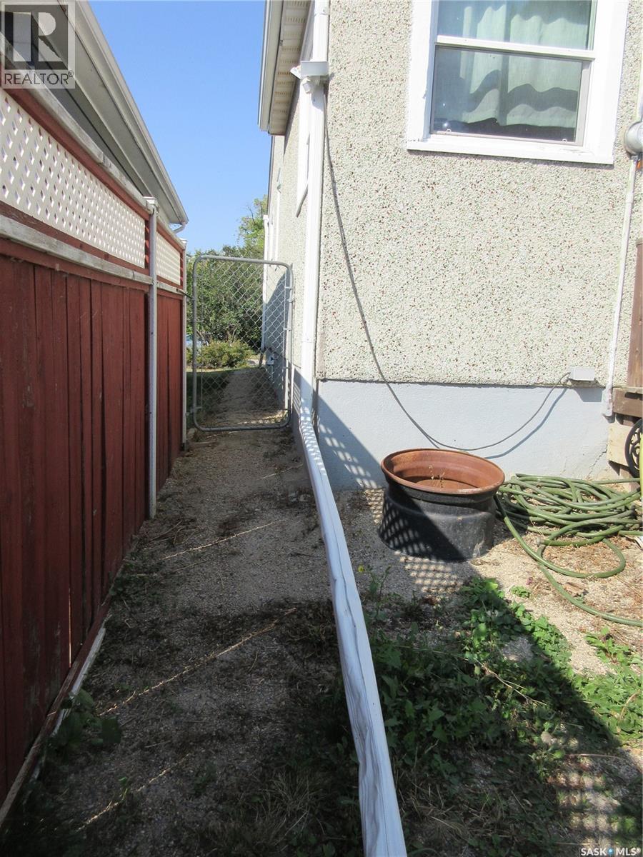 2645 Broder Street, Regina, Saskatchewan  S4N 3T6 - Photo 34 - SK017969
