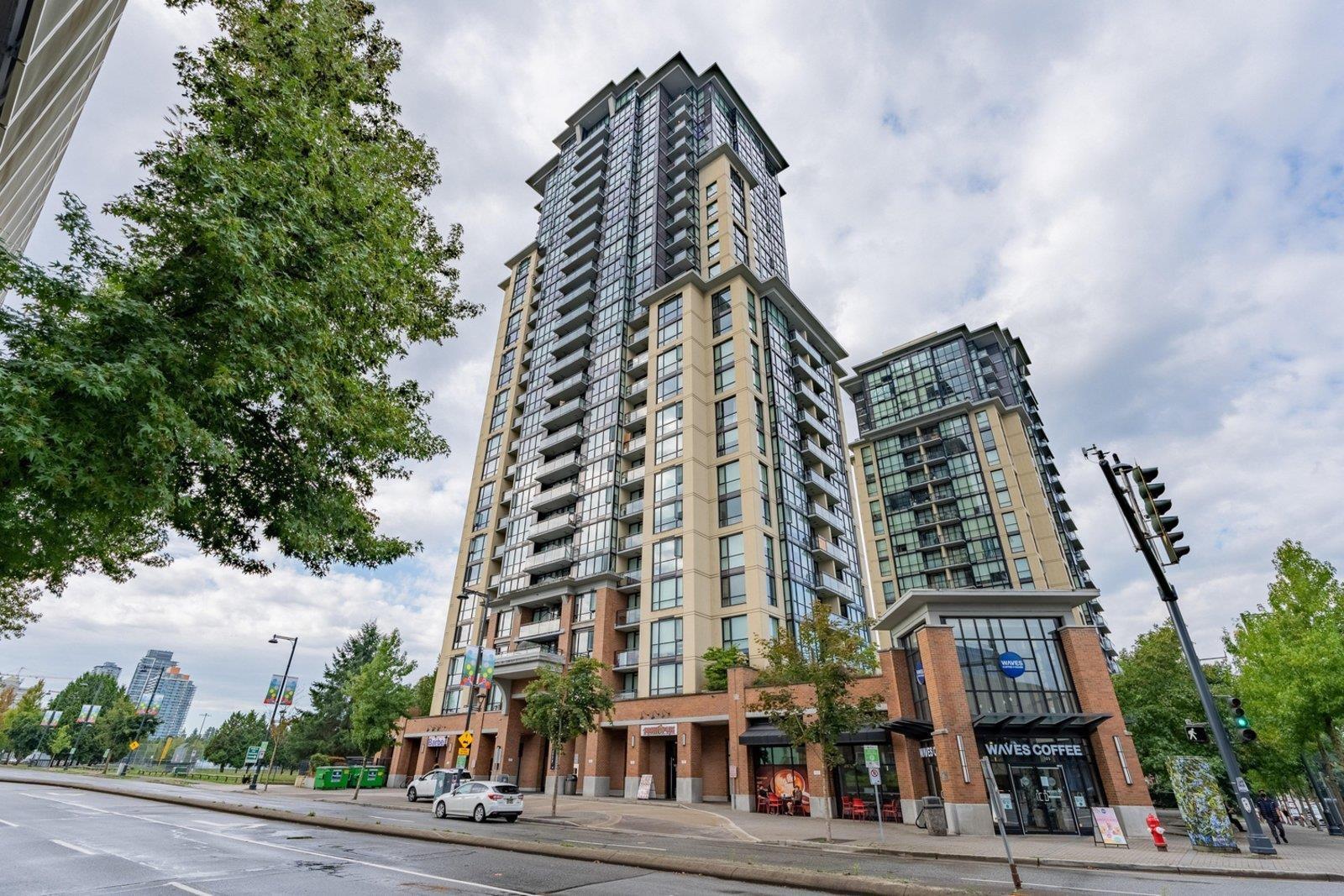 1906 10777 UNIVERSITY DRIVE, Surrey, British Columbia