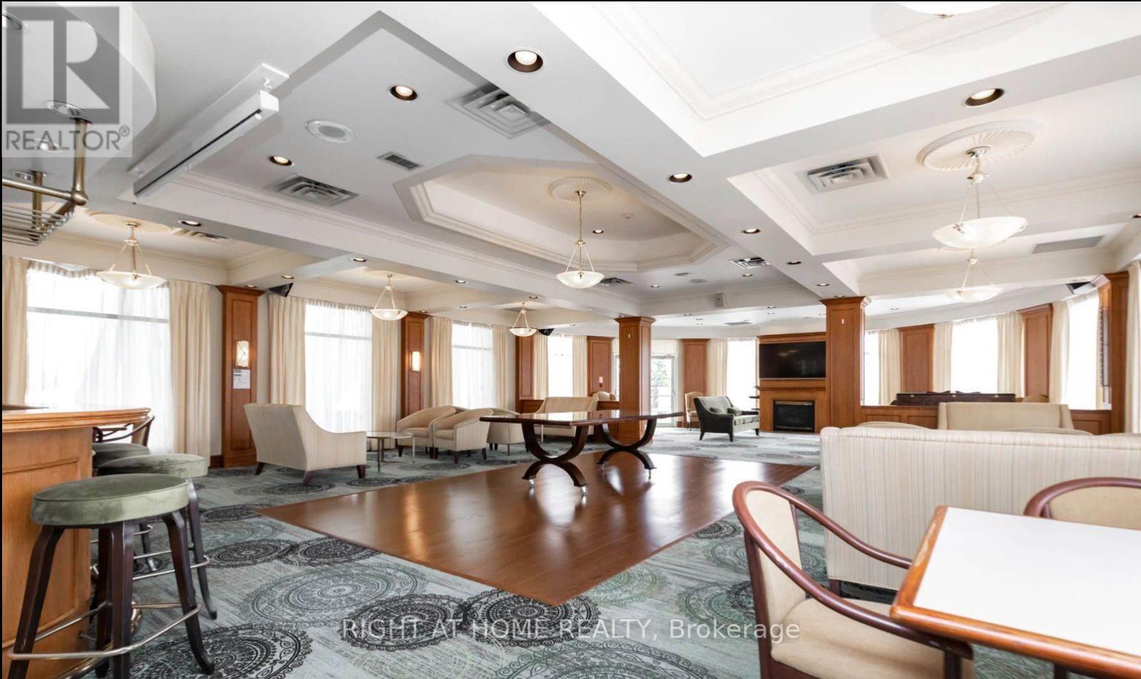 307 - 18 Concorde Place, Toronto, Ontario  M3C 3T9 - Photo 14 - C12393018
