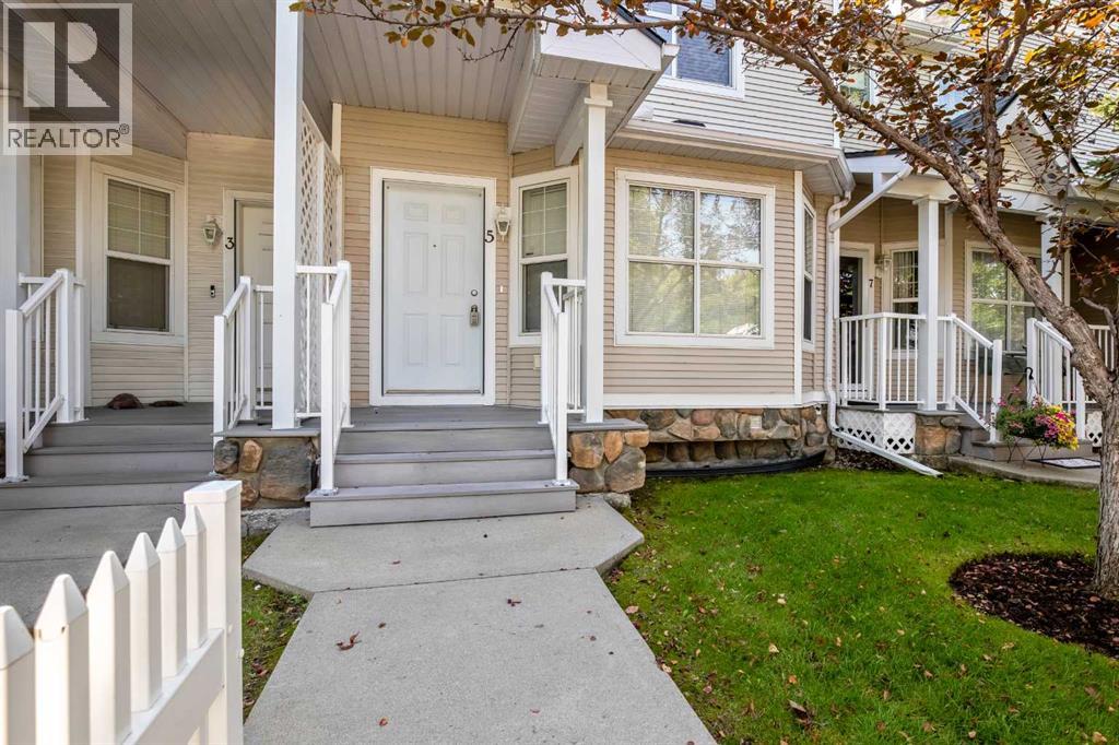 5 Country Village Landing Ne, Calgary, Alberta  T3K 5K1 - Photo 2 - A2253299