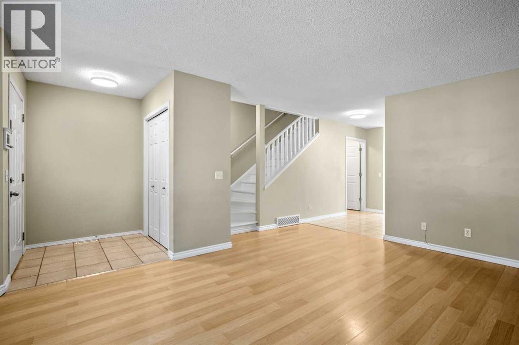 5 Country Village Landing Ne, Calgary, Alberta  T3K 5K1 - Photo 4 - A2253299