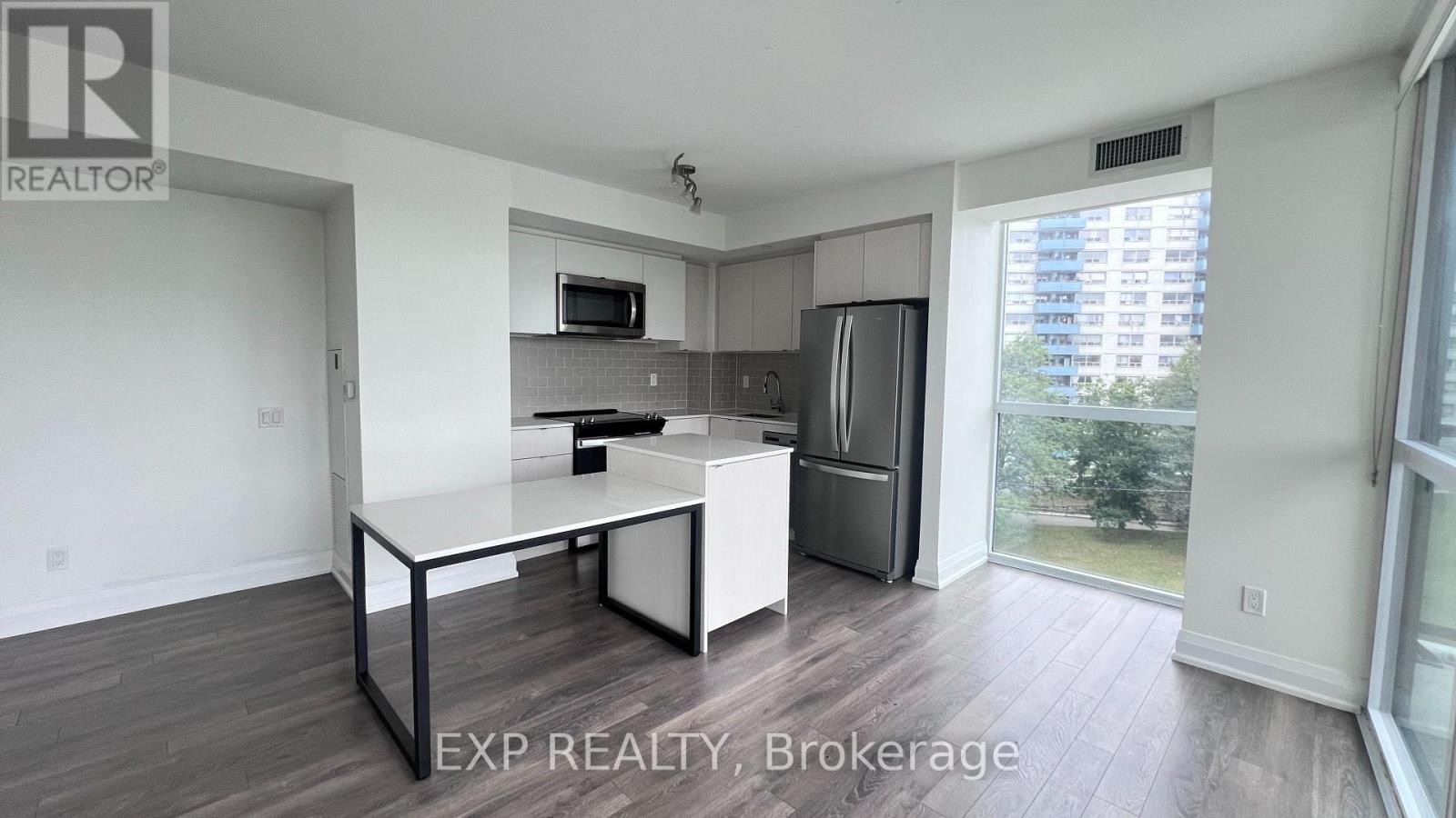 505 - 1461 Lawrence Avenue W, Toronto, Ontario  M6L 0A6 - Photo 6 - W12392986
