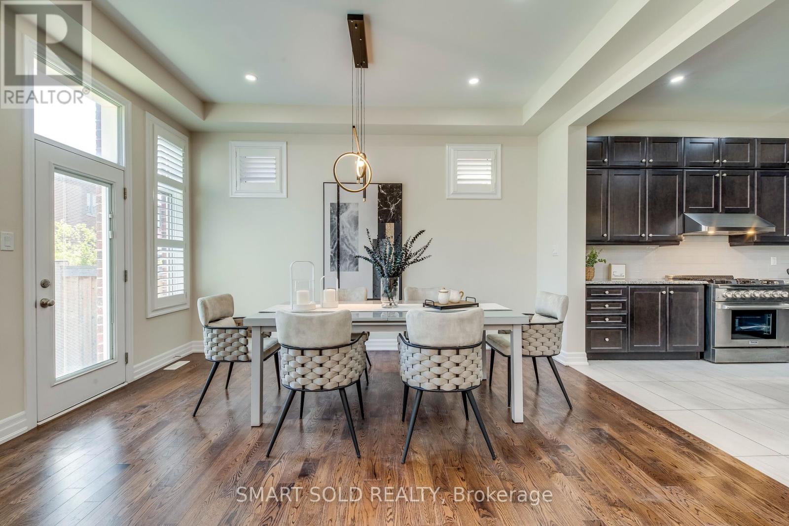 3263 Donald Mackay Street, Oakville, Ontario  L6M 0T1 - Photo 6 - W12392991