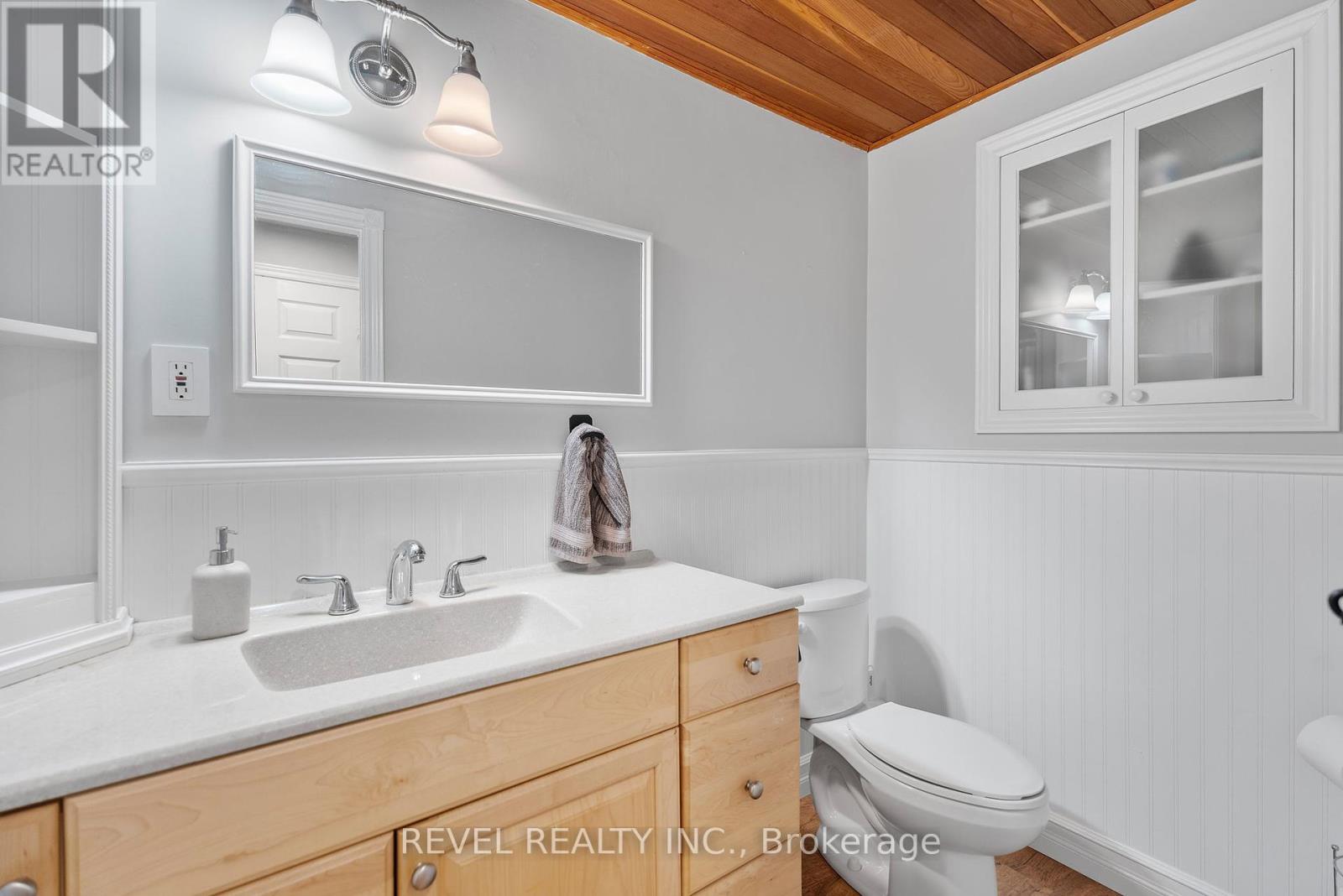 36 Cambria Drive, St. Catharines (Port Dalhousie), Ontario  L2N 6W4 - Photo 31 - X12393003