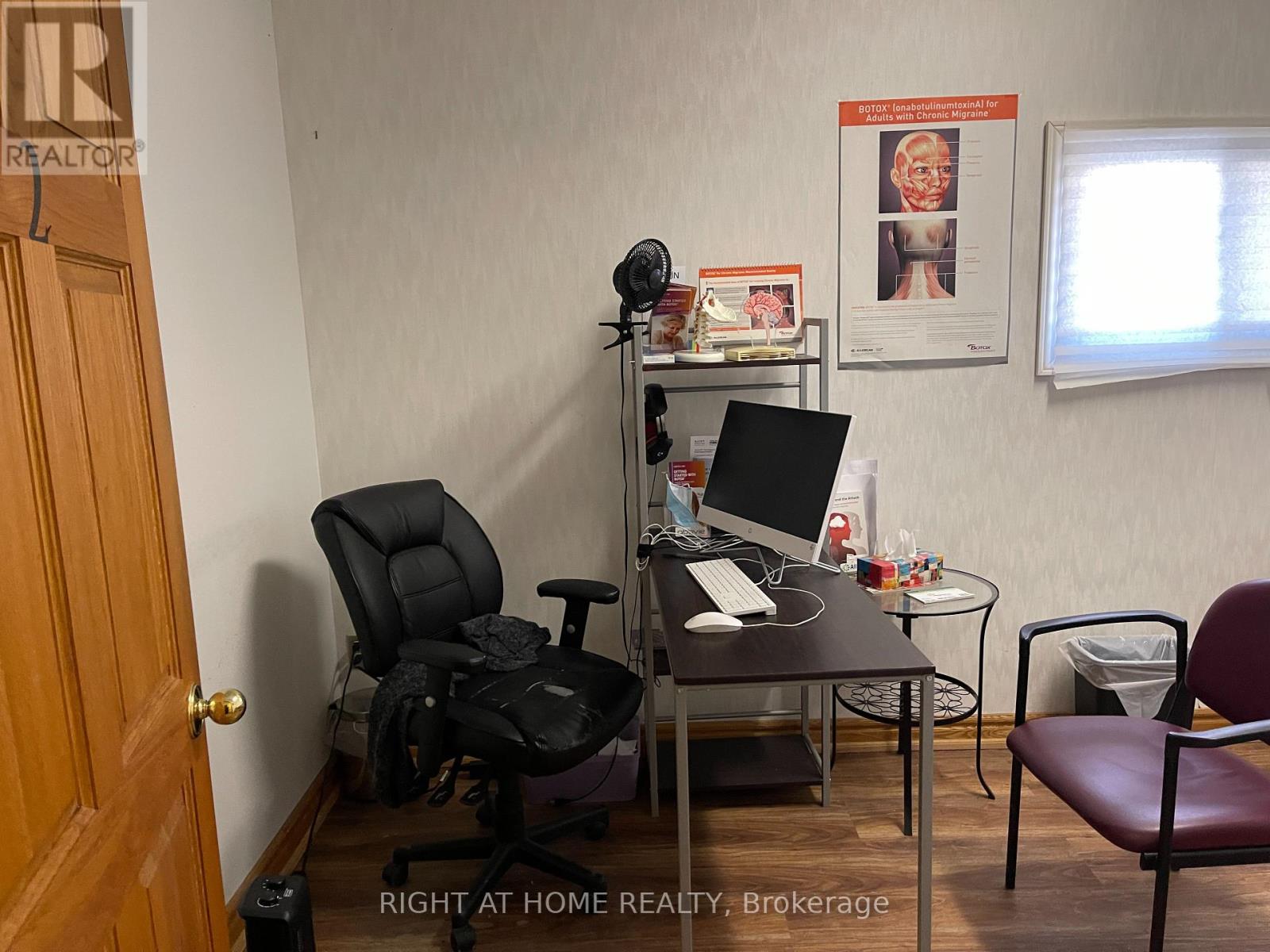 A - 640 Concession Street E, Hamilton, Ontario  L8V 1B5 - Photo 10 - X12393004