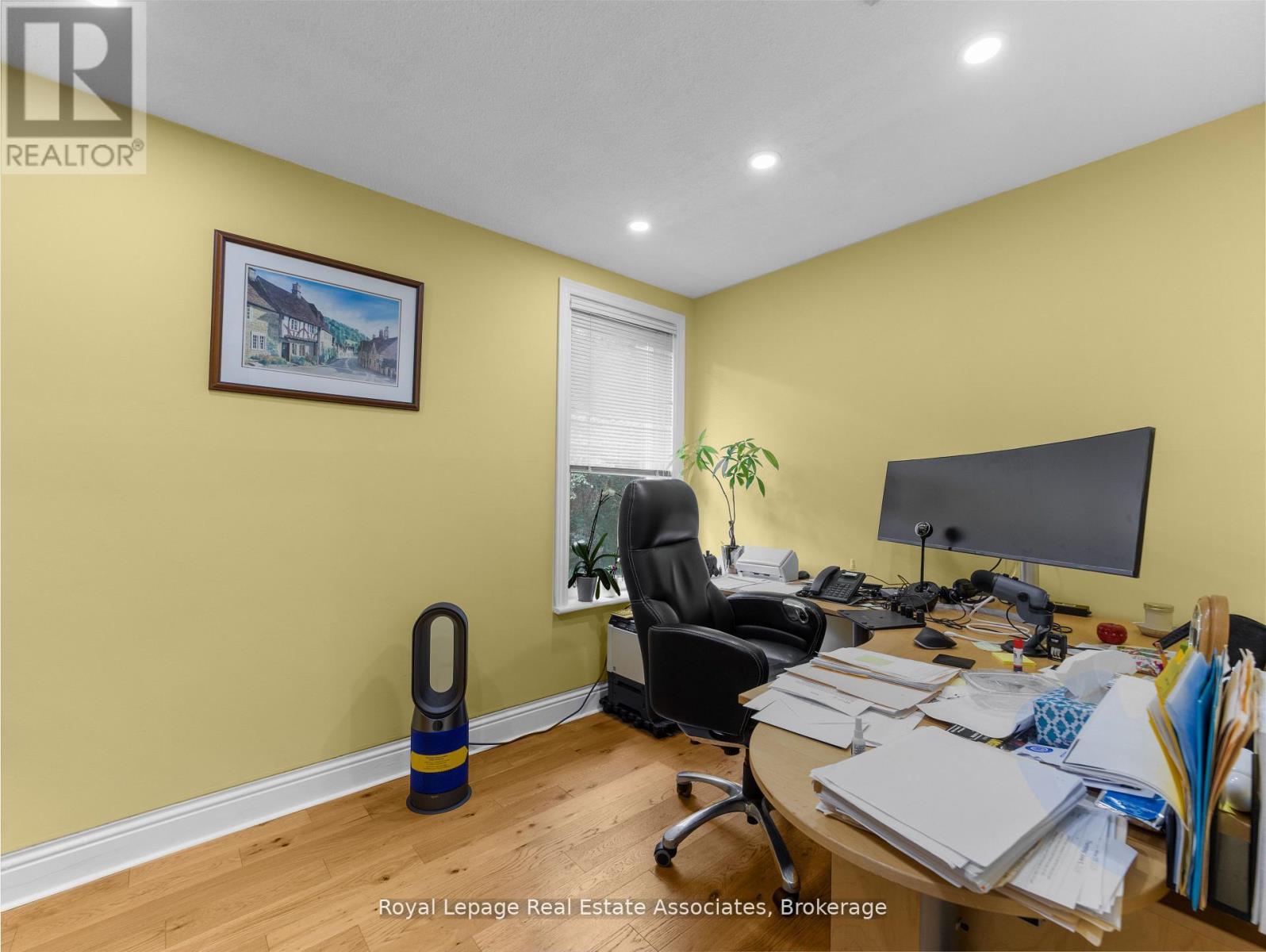 189 Hughson Street S, Hamilton, Ontario  L8N 2B6 - Photo 24 - X12393008