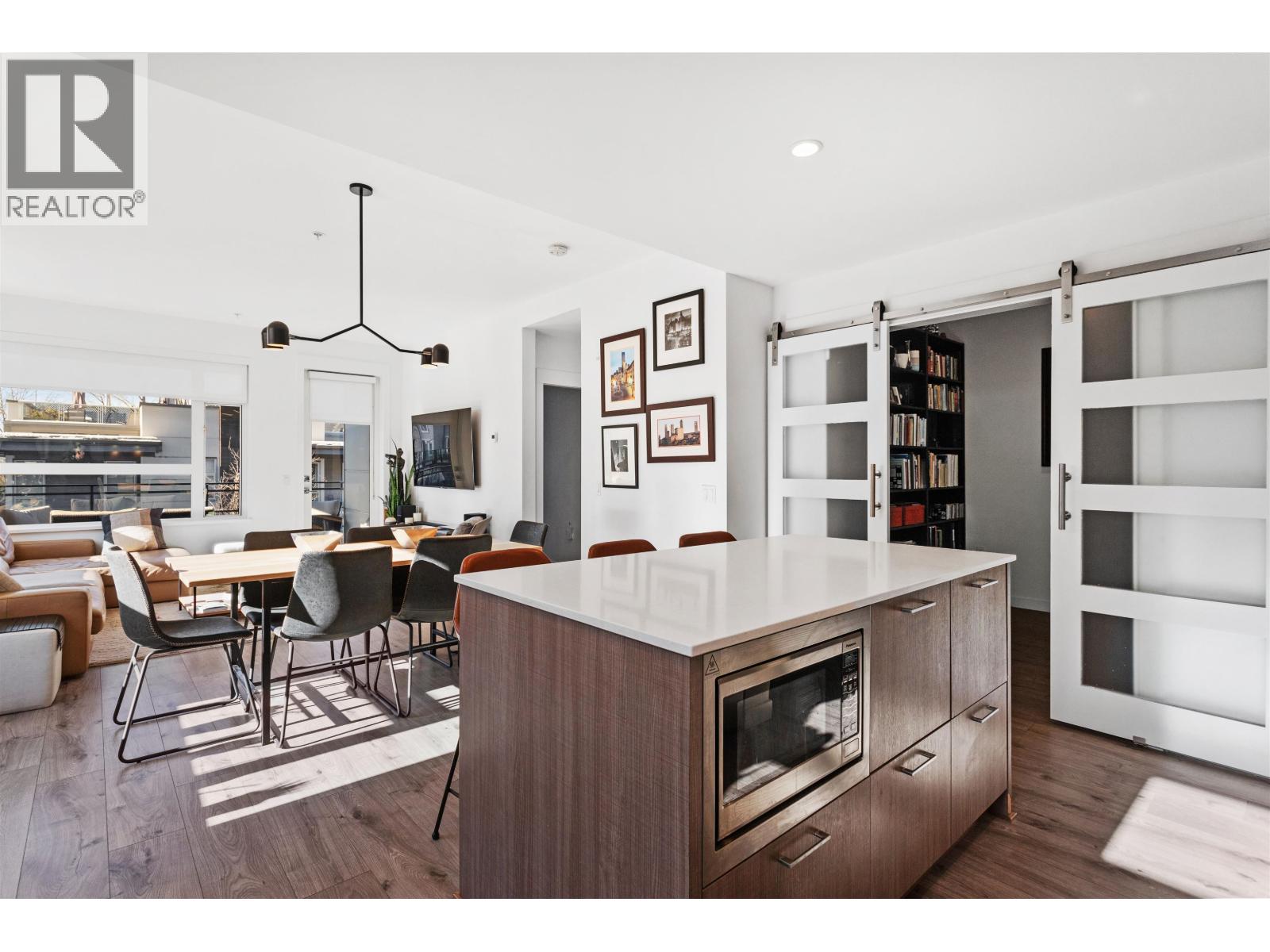 204 715 W 15th Street, North Vancouver, British Columbia  V7M 1T2 - Photo 14 - R3045999