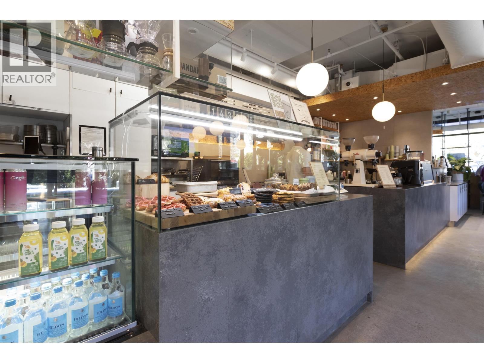 204 715 W 15th Street, North Vancouver, British Columbia  V7M 1T2 - Photo 27 - R3045999