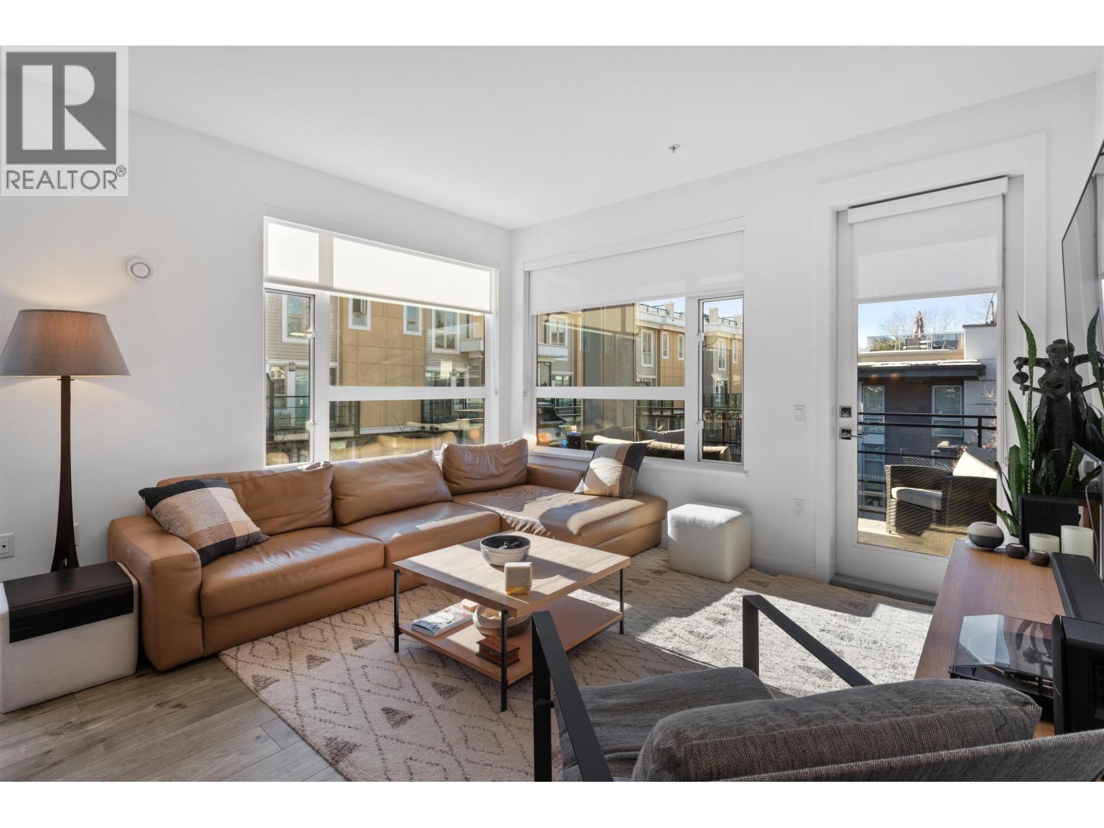 204 715 W 15th Street, North Vancouver, British Columbia  V7M 1T2 - Photo 5 - R3045999