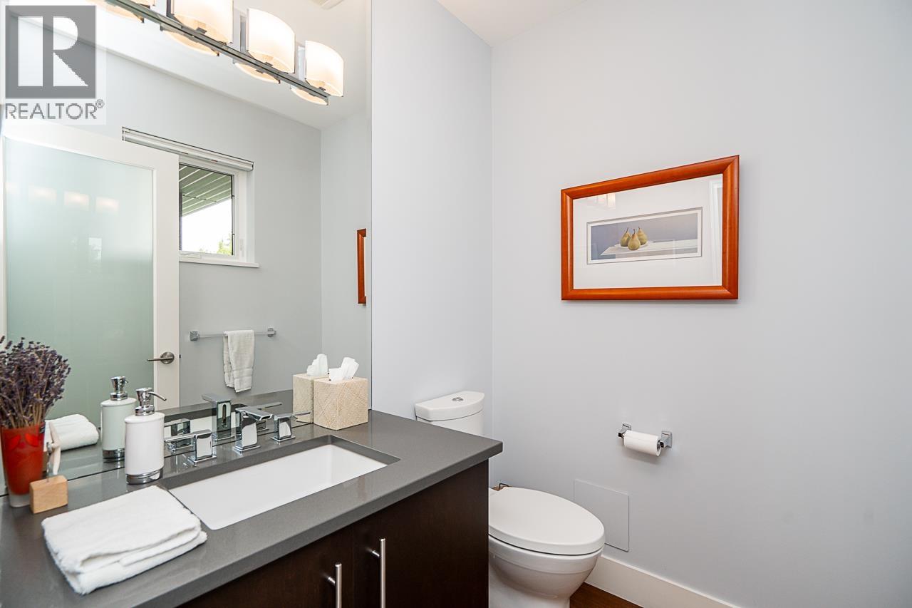 2007 Larson Road, North Vancouver, British Columbia  V7M 3A1 - Photo 13 - R3045965