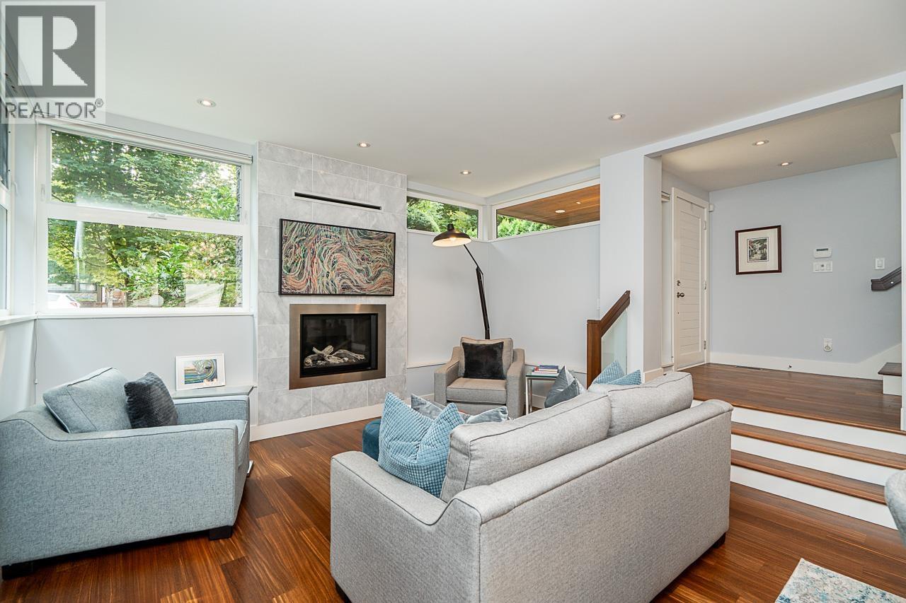 2007 Larson Road, North Vancouver, British Columbia  V7M 3A1 - Photo 6 - R3045965