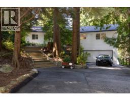 5733 BLUEBELL DRIVE
