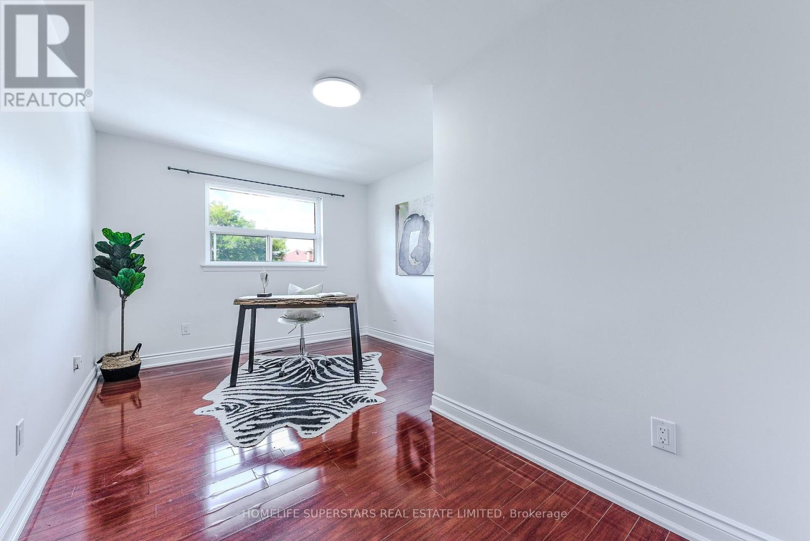 3 Lightwood Drive, Toronto (Thistletown-Beaumonde Heights), Ontario  M9V 2Z1 - Photo 22 - W12393034