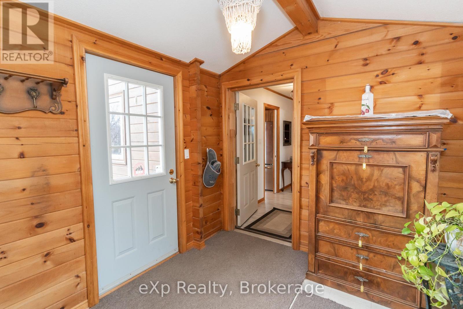 5331 Hwy 124 Highway, Magnetawan, Ontario  P0A 1P0 - Photo 6 - X12393052
