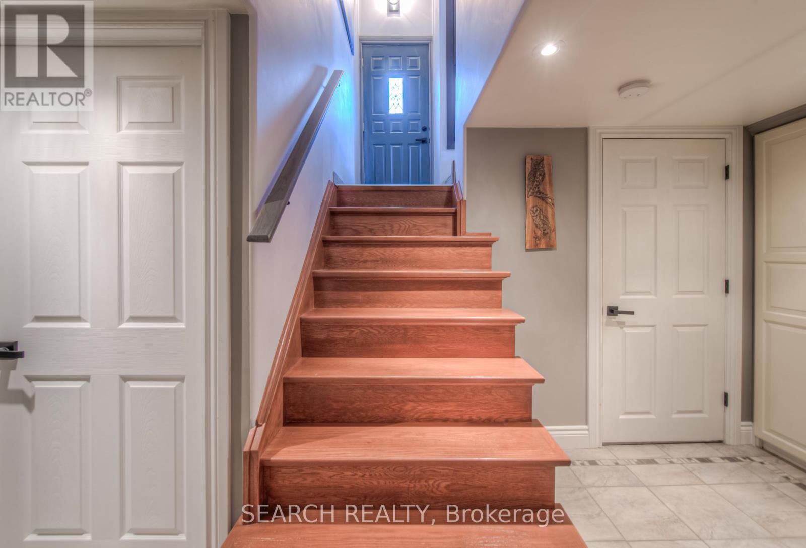 3 Kenwood Crescent, Hamilton (Huntington), Ontario  L8T 1W3 - Photo 23 - X12393032