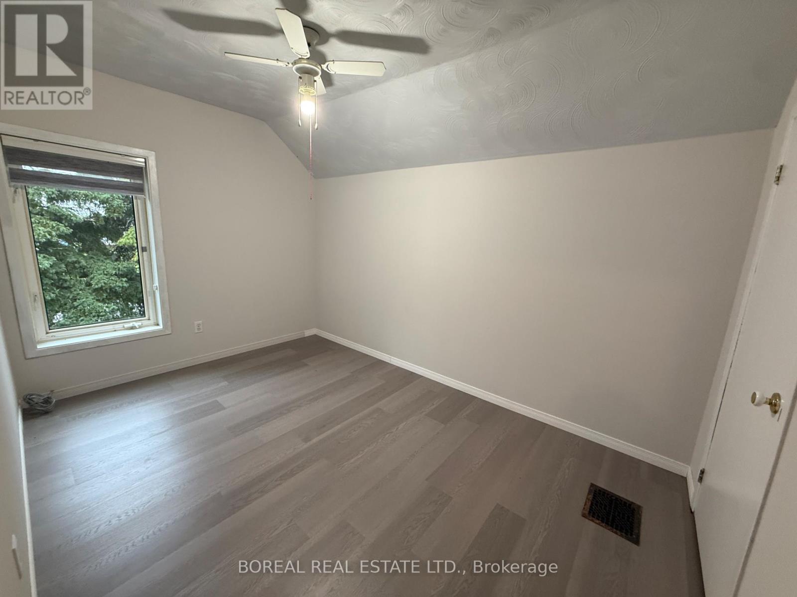 59 Second Avenue, Smooth Rock Falls, Ontario  P0L 2B0 - Photo 20 - T12393077