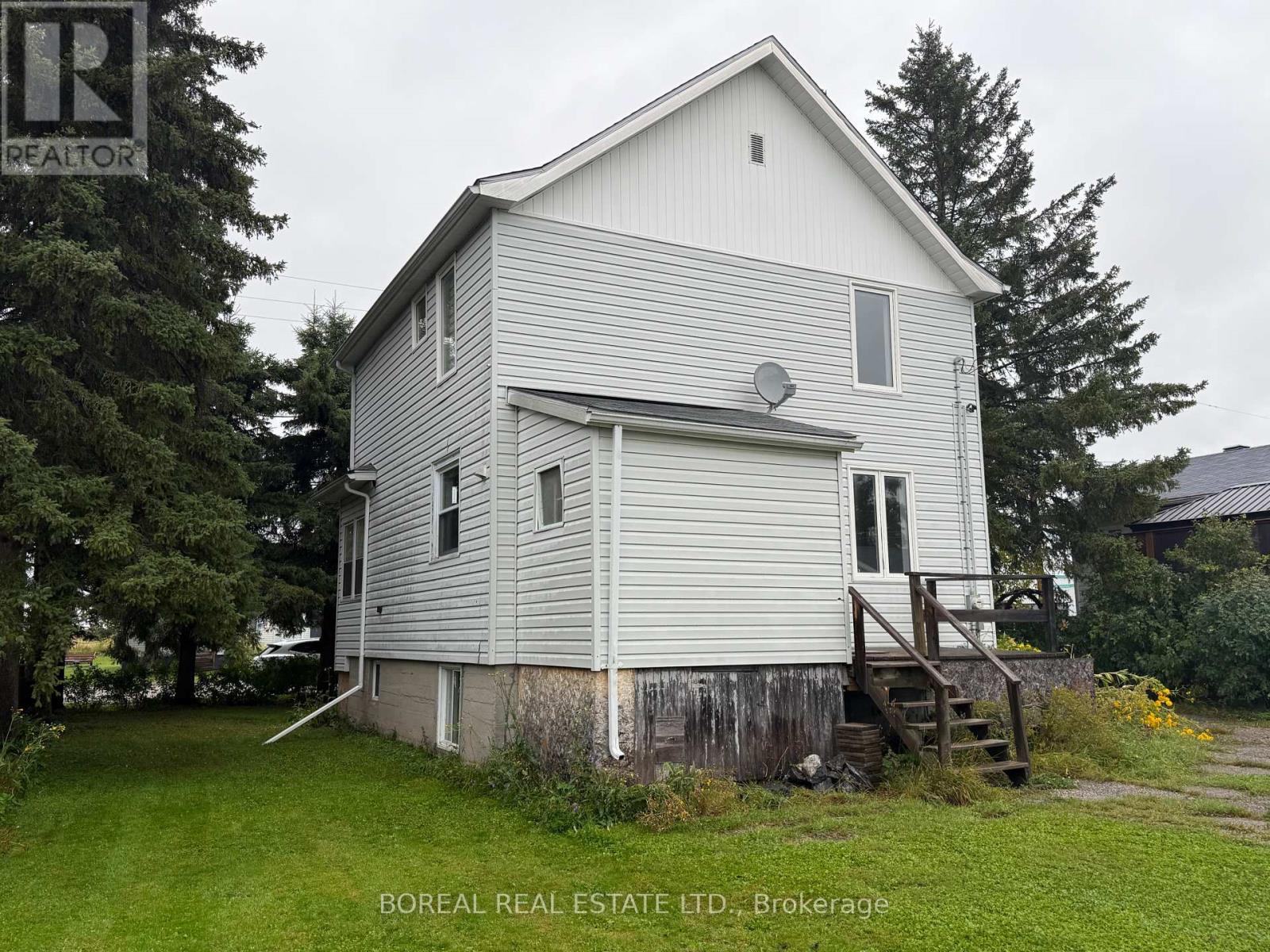 59 Second Avenue, Smooth Rock Falls, Ontario  P0L 2B0 - Photo 6 - T12393077