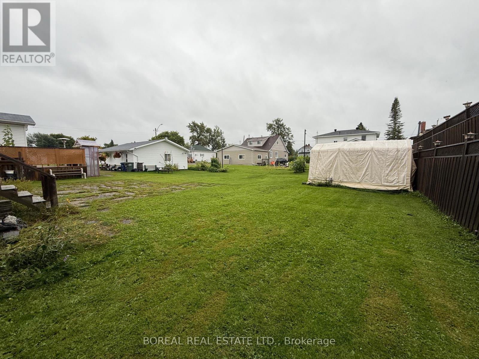59 Second Avenue, Smooth Rock Falls, Ontario  P0L 2B0 - Photo 8 - T12393077