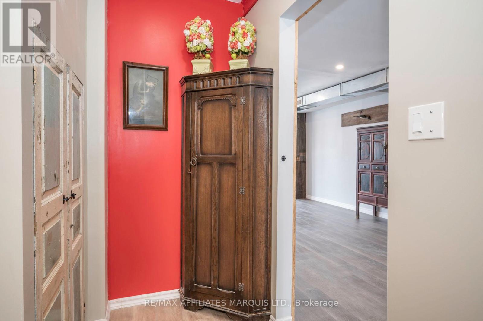 155 Montreal Road, Cornwall, Ontario  K6H 1B2 - Photo 11 - X12393058