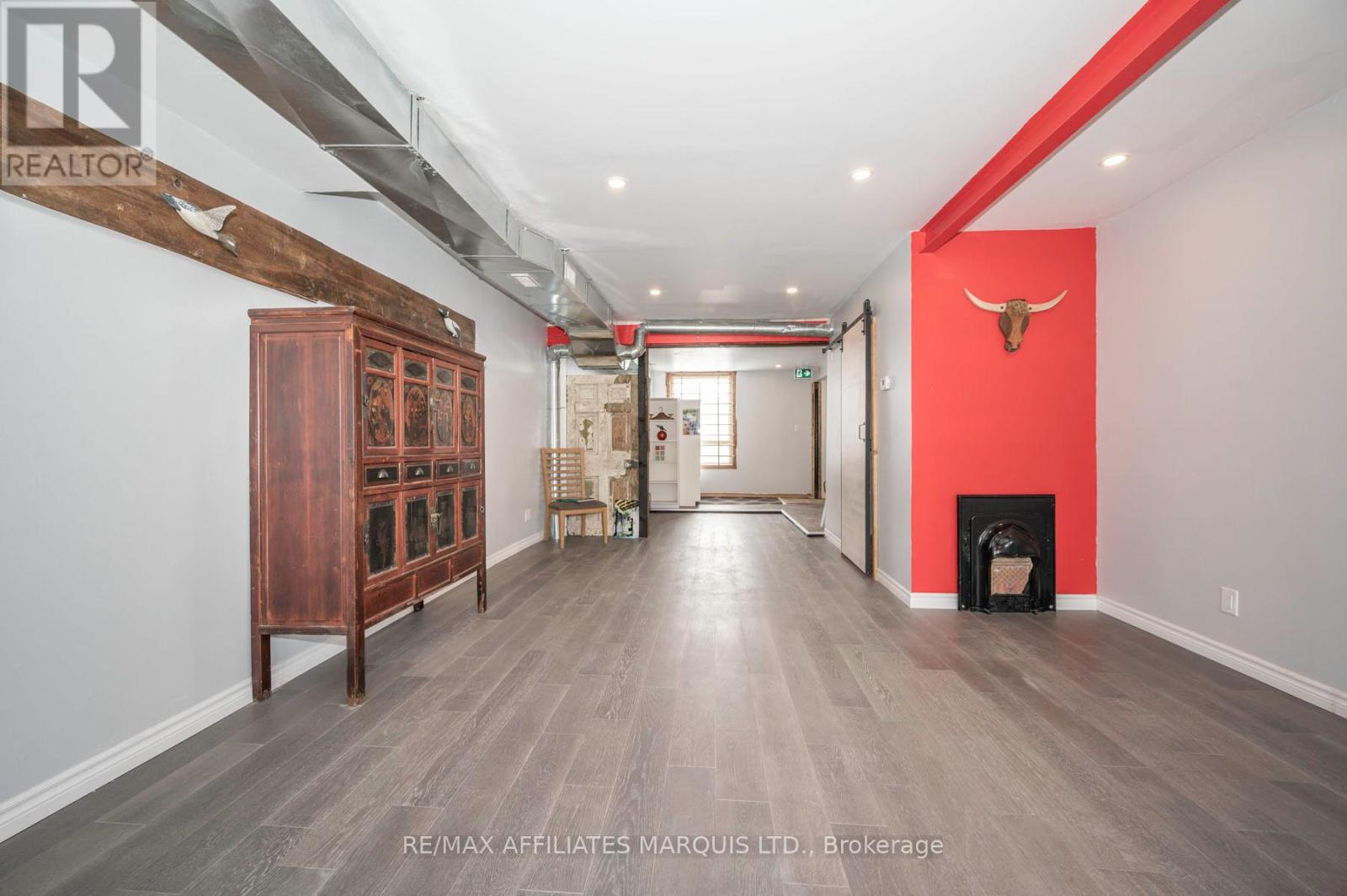 155 Montreal Road, Cornwall, Ontario  K6H 1B2 - Photo 4 - X12393058