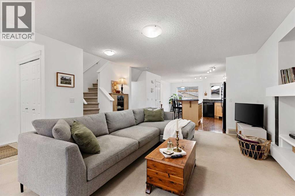 206 Copperstone Grove Se, Calgary, Alberta  T2Z 4X7 - Photo 7 - A2238045