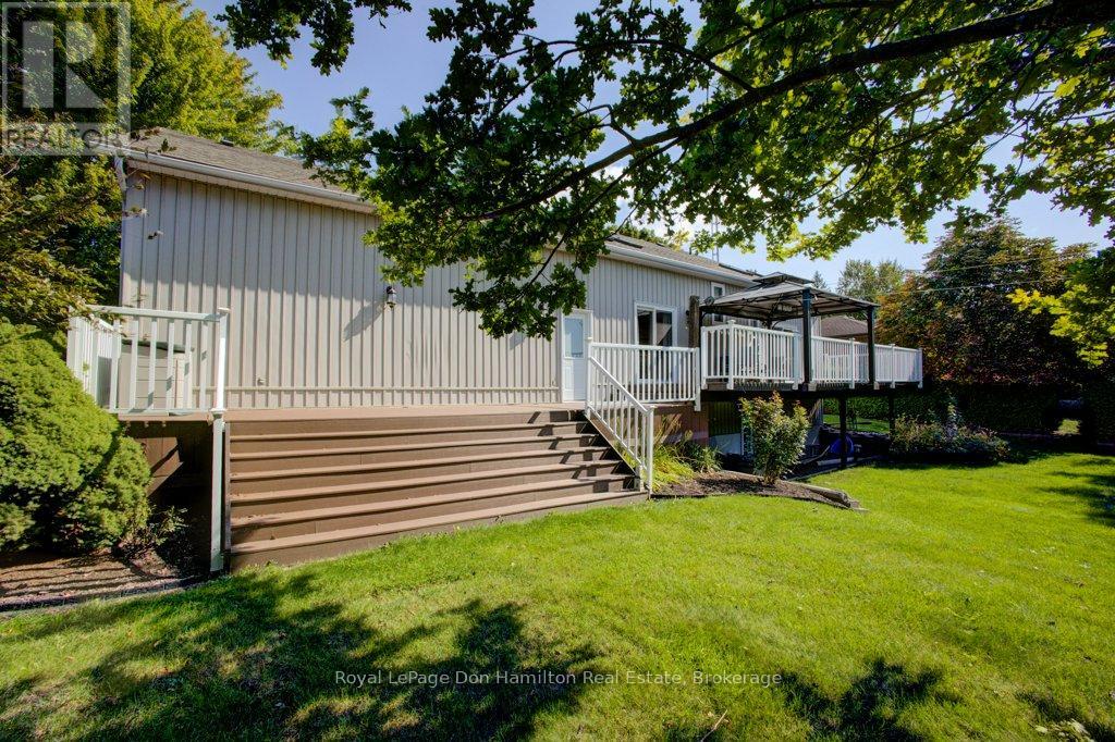 8298 8 Concession, Mapleton, Ontario  N0G 2K0 - Photo 32 - X12393089
