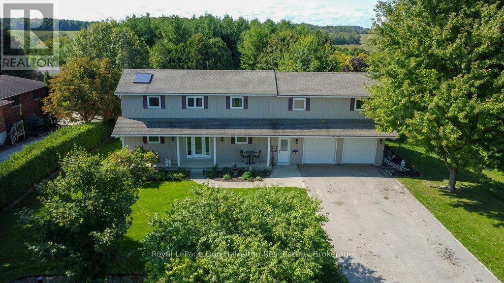 8298 8 Concession, Mapleton, Ontario  N0G 2K0 - Photo 35 - X12393089