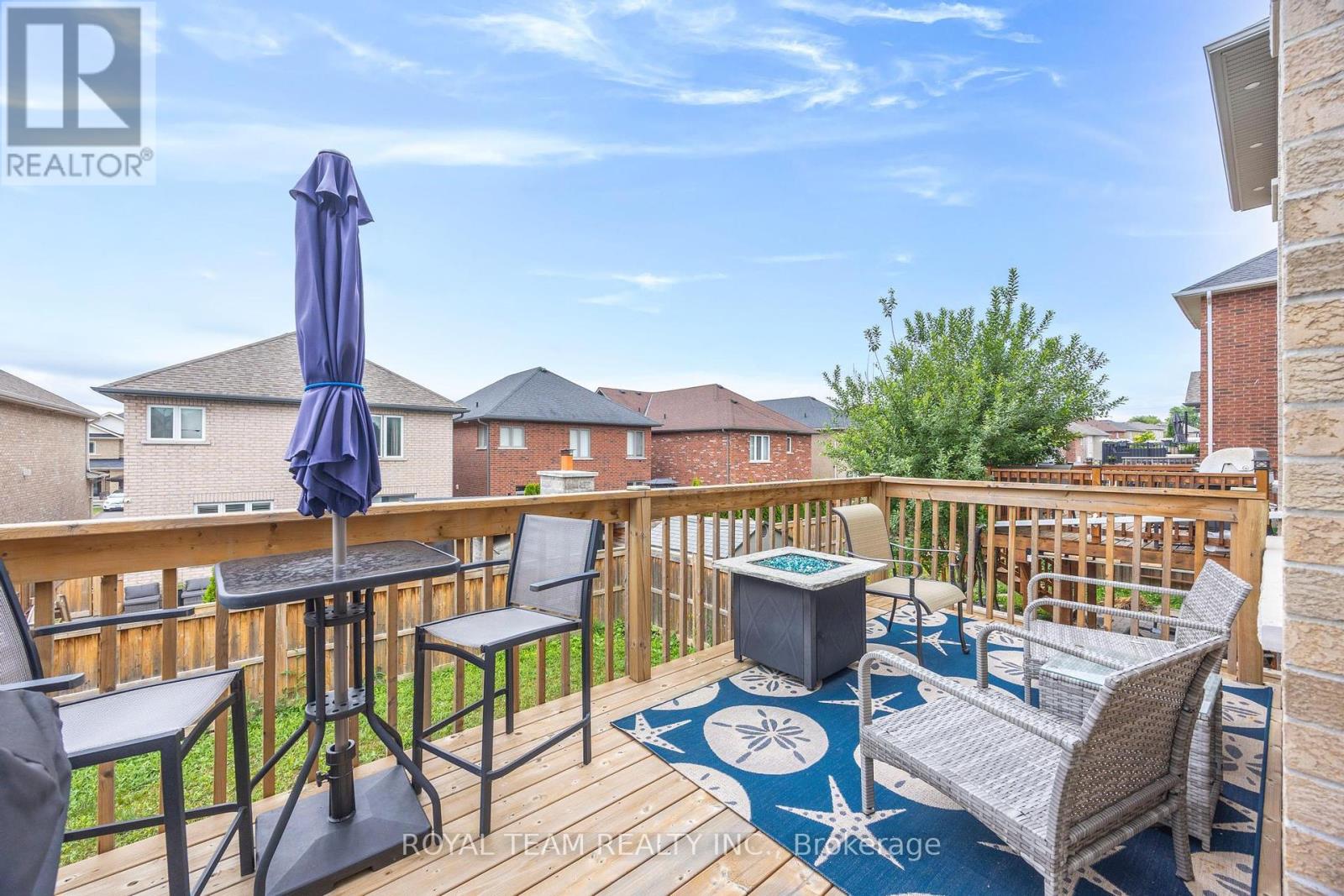 218 Richardson Crescent, Bradford West Gwillimbury, Ontario  L3Z 0R6 - Photo 30 - N12393054