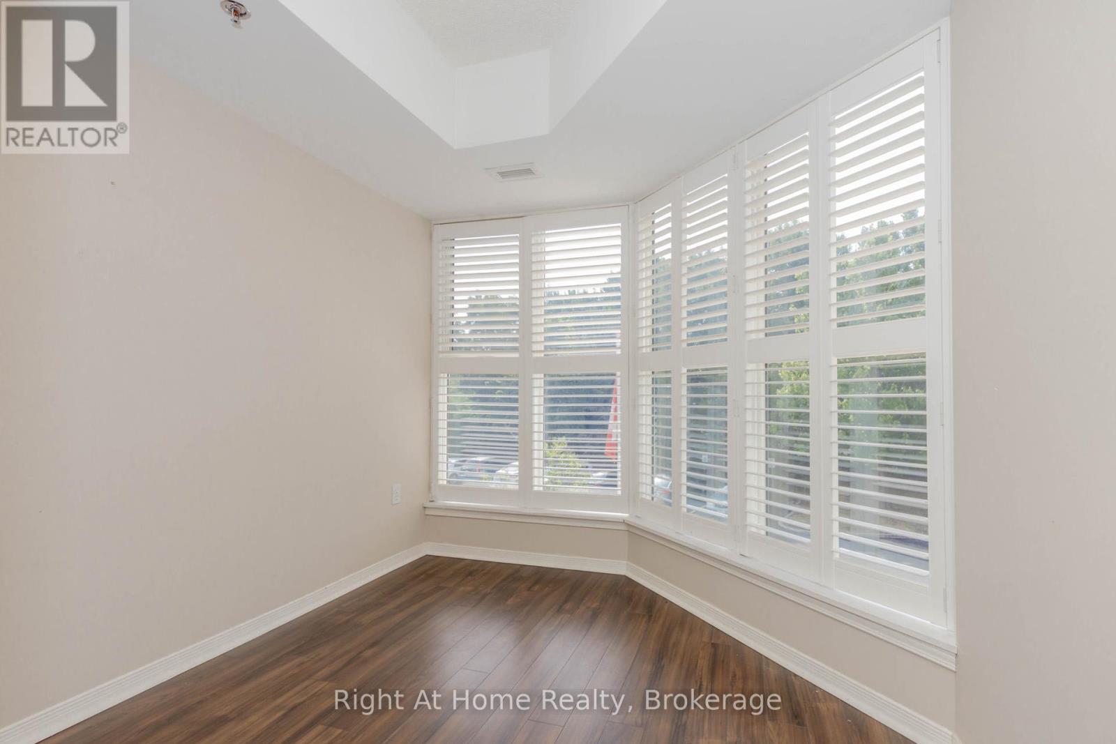 203 - 137 Martin Street, Milton, Ontario  L9T 5H4 - Photo 23 - W12393095