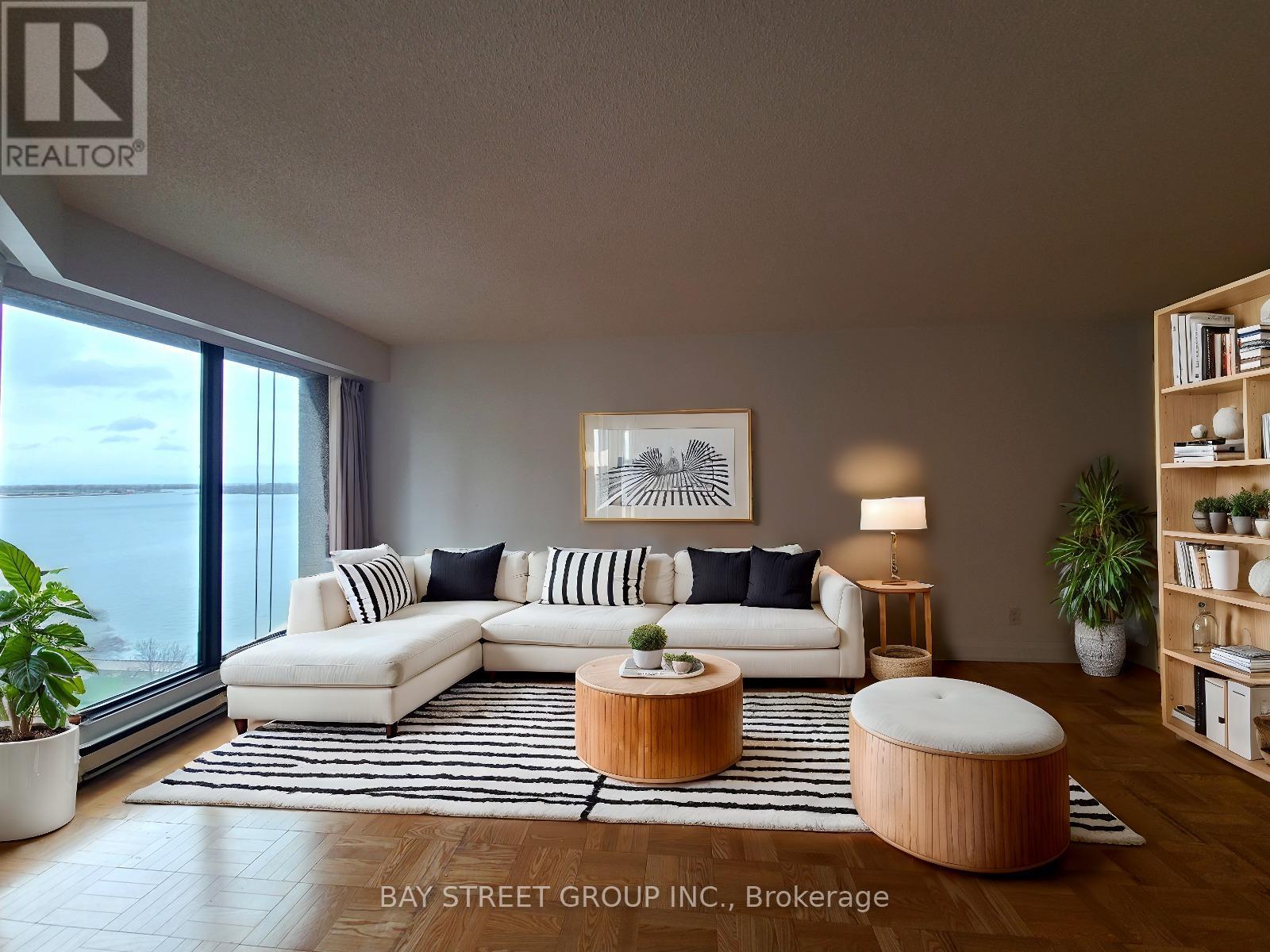 1305 - 65 Harbour Square, Toronto, Ontario  M5J 2L4 - Photo 2 - C12392531